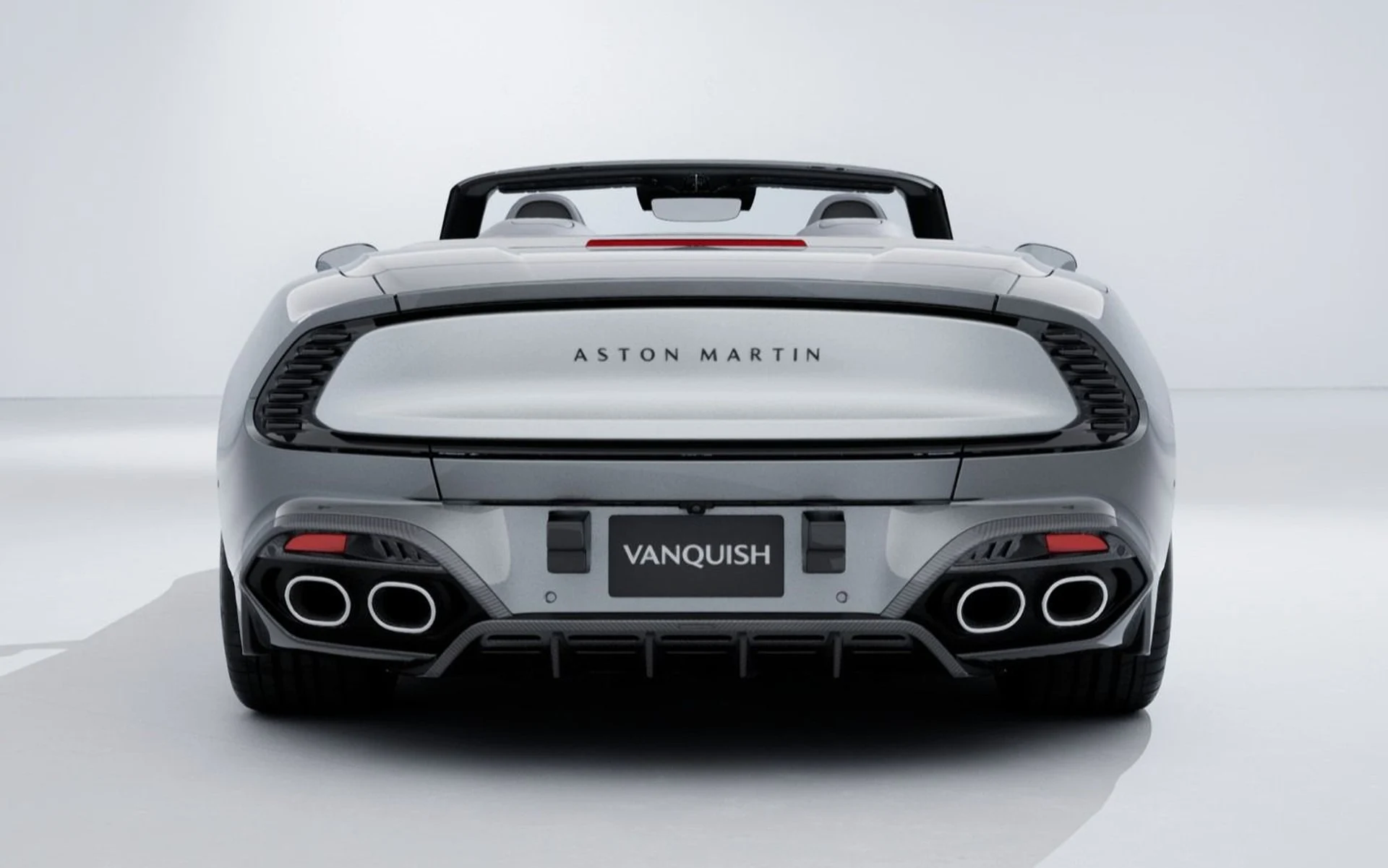 mph007_1789578525_New_2026_Aston_Martin_Vanquish_Volante_1764605331_ac8544525a