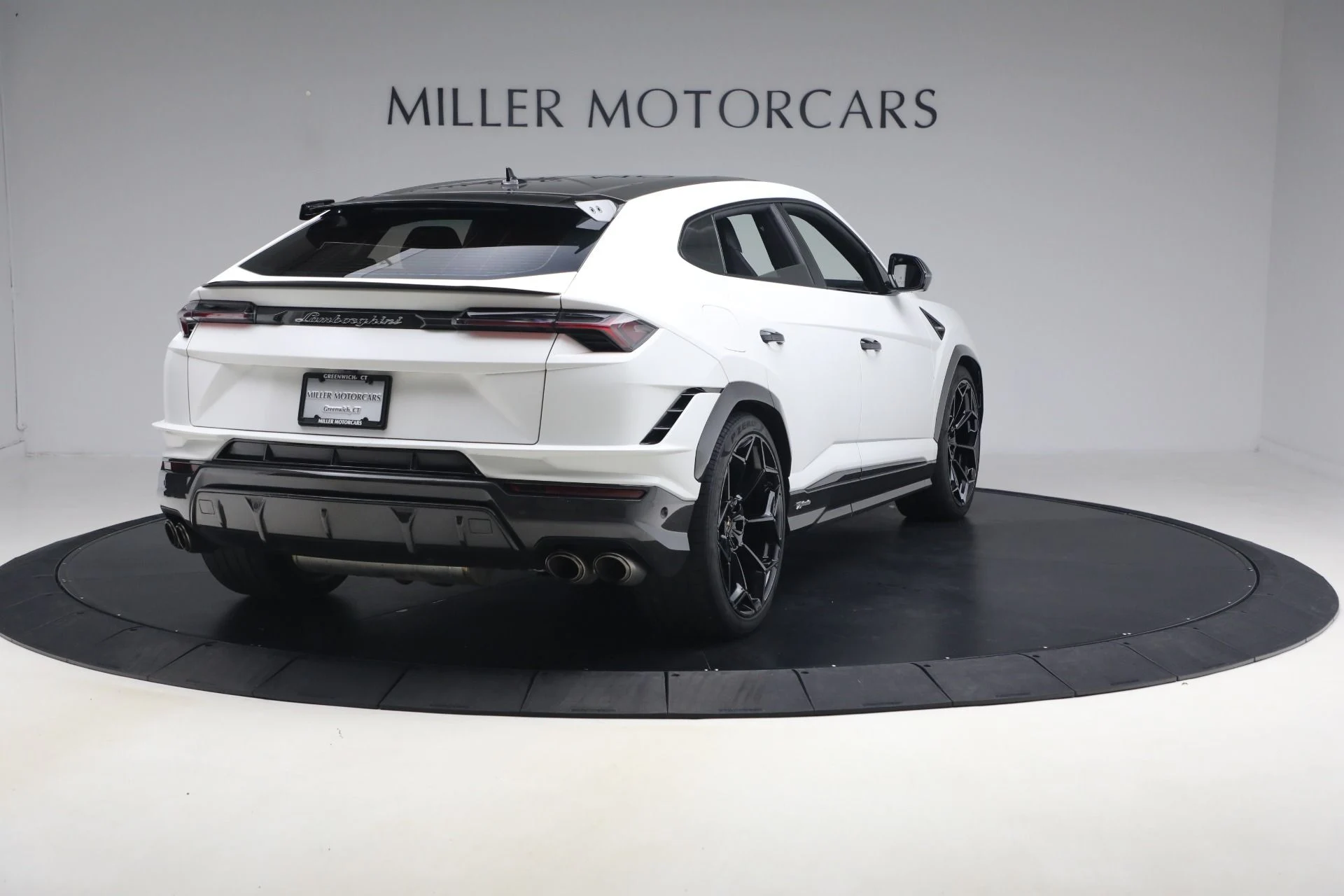 mph007_1805745131_Used_2024_Lamborghini_Urus_Performante_1775061171_ac1d0a53e2