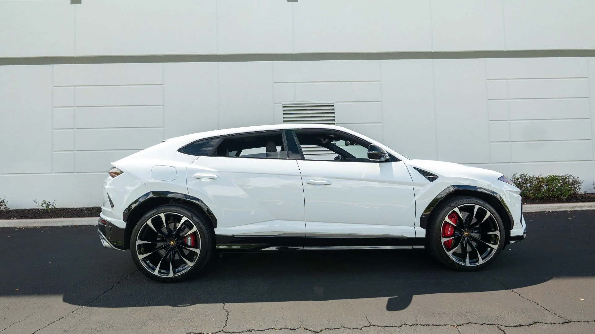 mph007_1807121995_Used_2021_Lamborghini_Urus_1754681876_09bedfdcb9