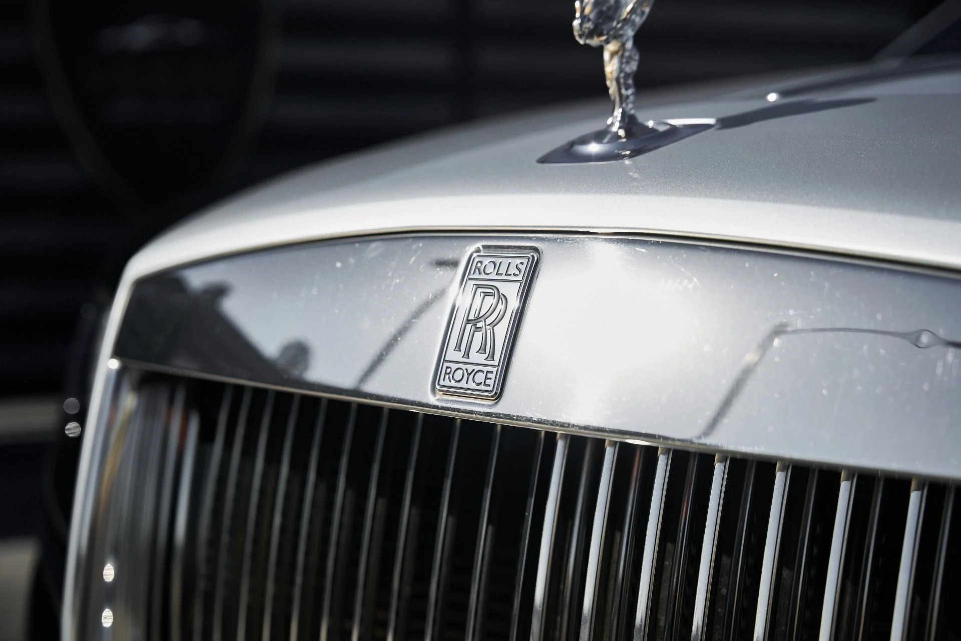 mph007_1809525627_Used_2016_Rolls_Royce_Dawn_Base_1770086686_e7d42cf016