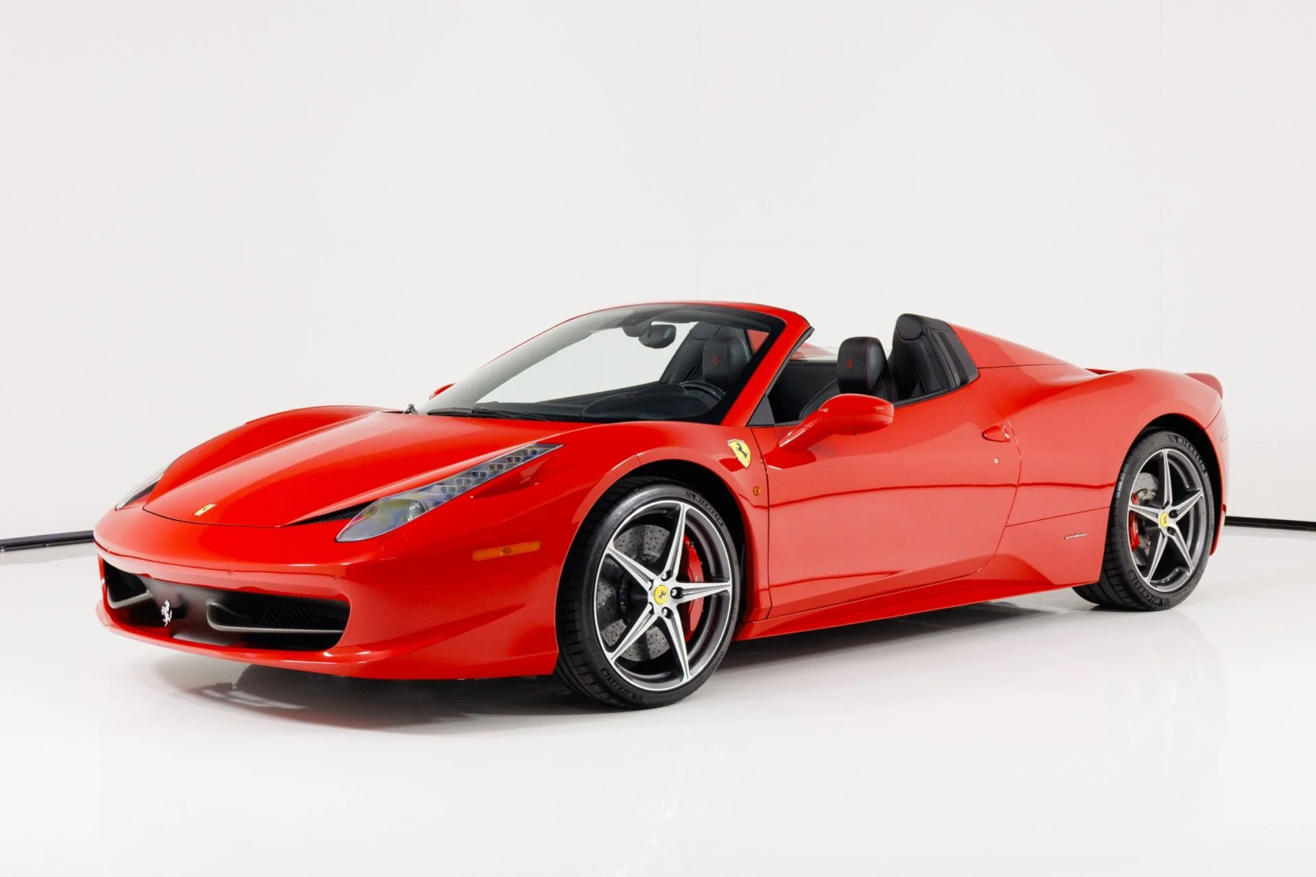 mph007_1813010739_Used_2013_Ferrari_458_Spider_1790709069_030c3fe2b1