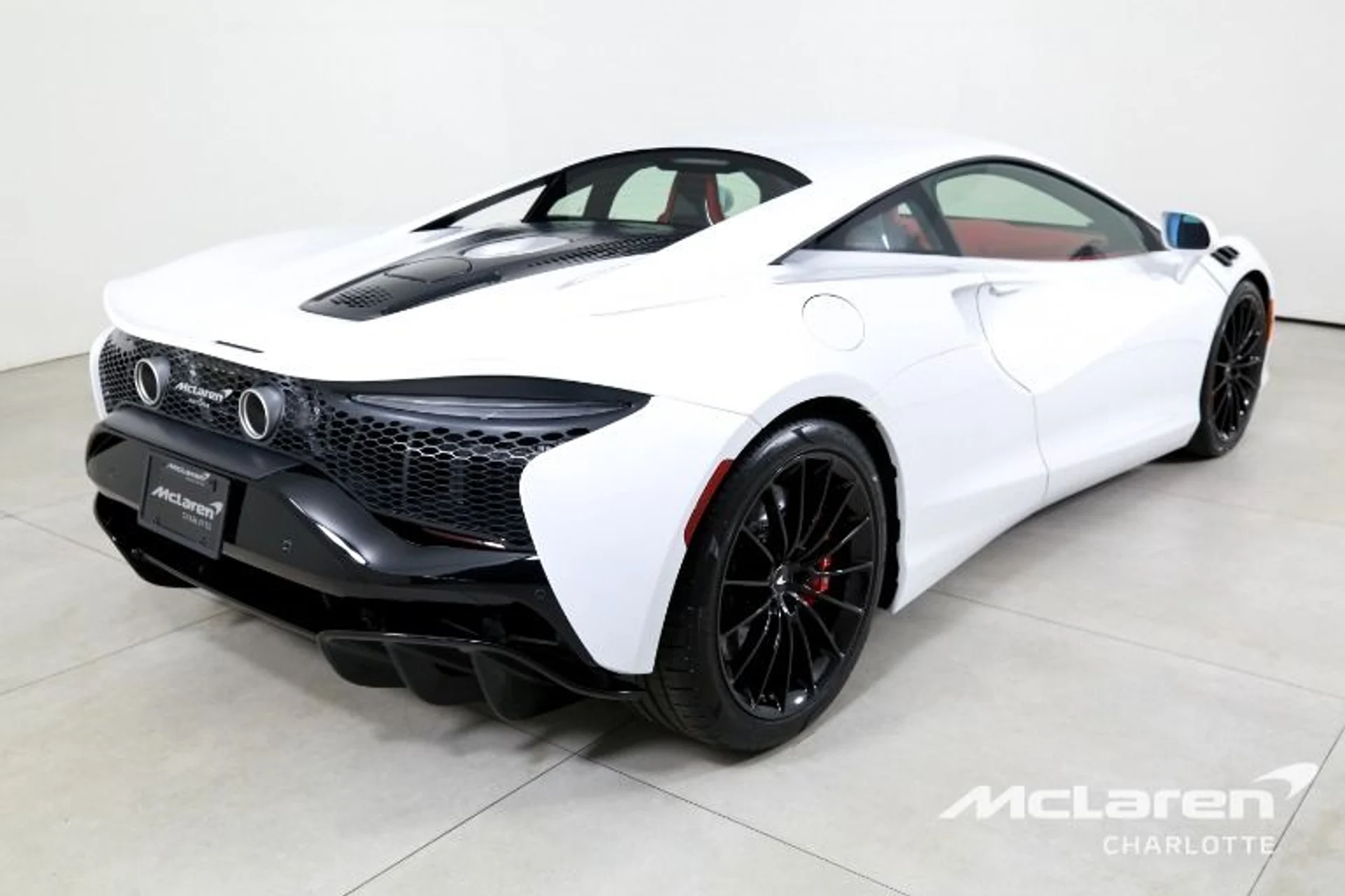 mph007_1825247470_New_2025_Mc_Laren_Artura_1d89939794