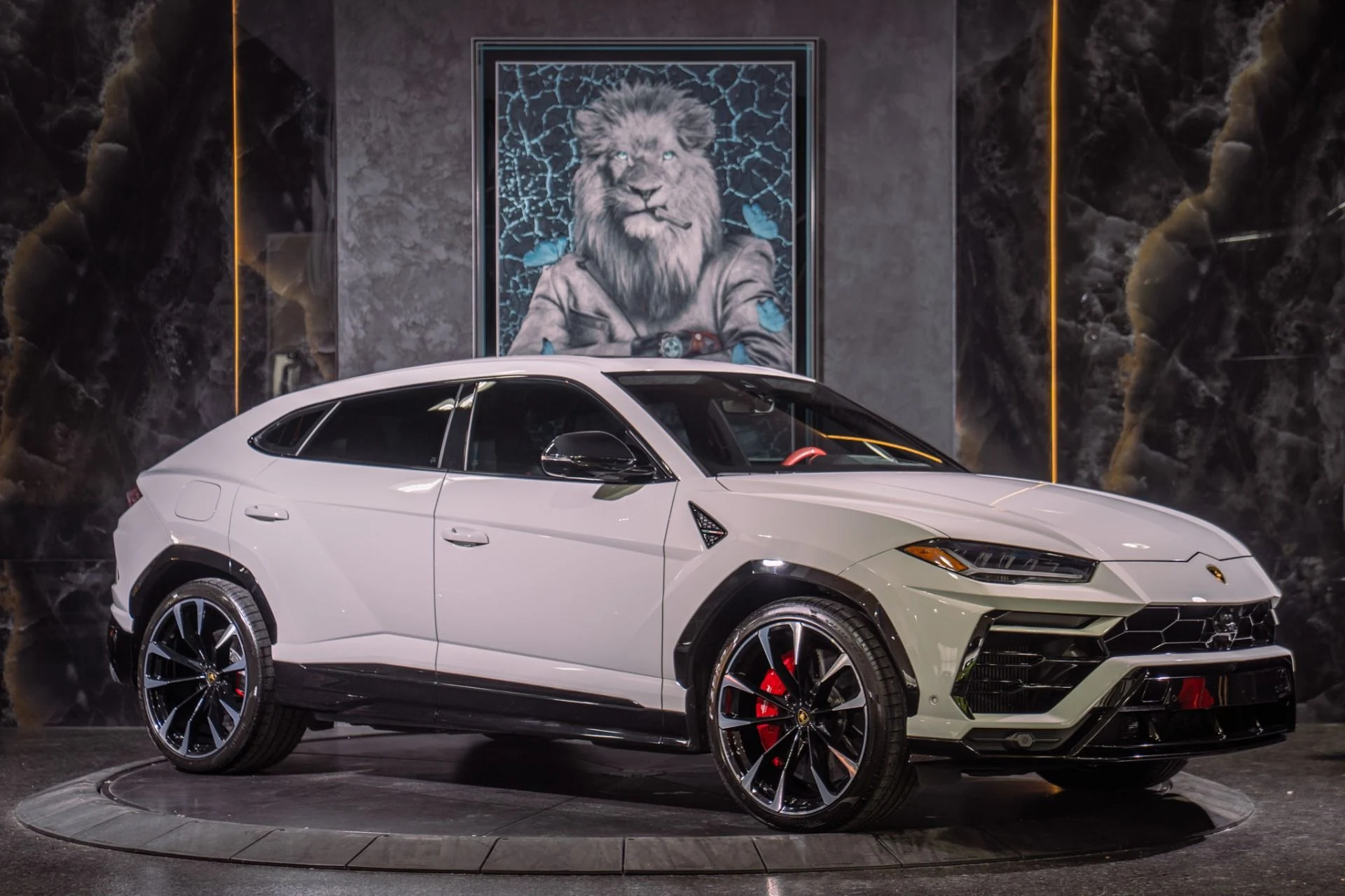 mph007_1826186425_Used_2022_Lamborghini_Urus_Full_Carbon_Interior_Package_1792255478_a7078e405f