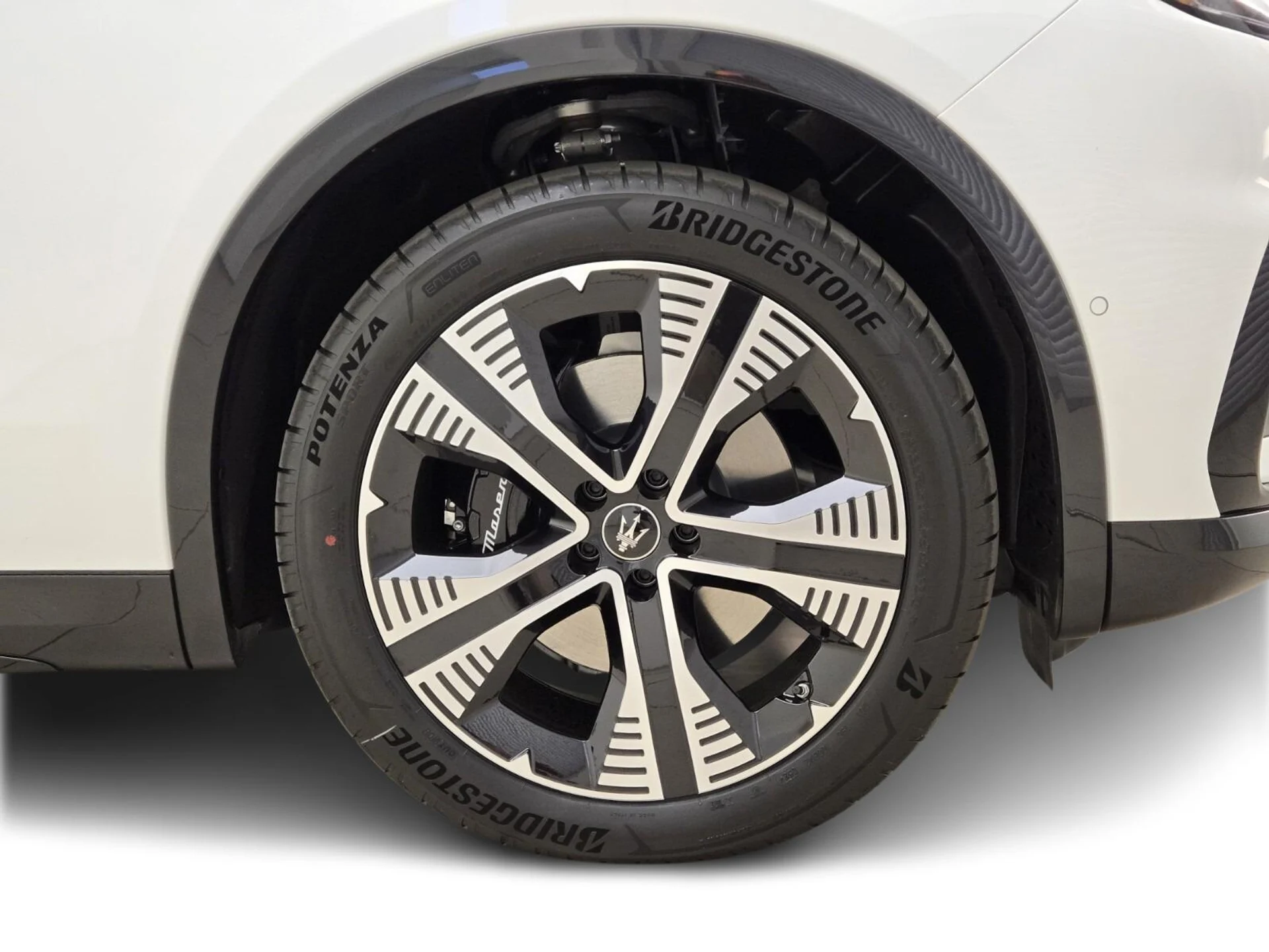 mph007_1831067943_New_2025_Maserati_Grecale_Folgore_1753162009_3c1bb3dcb5