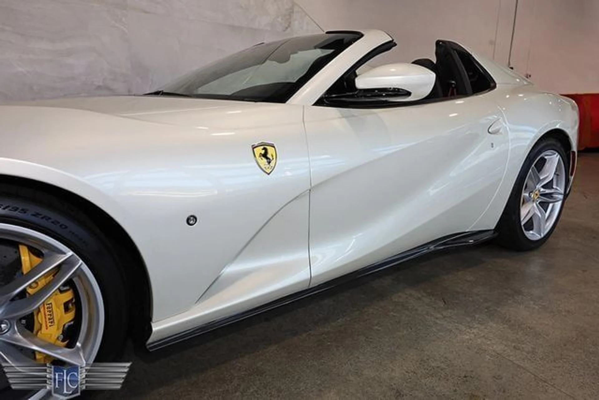 mph007_1836834851_used_2021_ferrari_812_gts_convertible_9689_23049095_11_640_264d18cea5