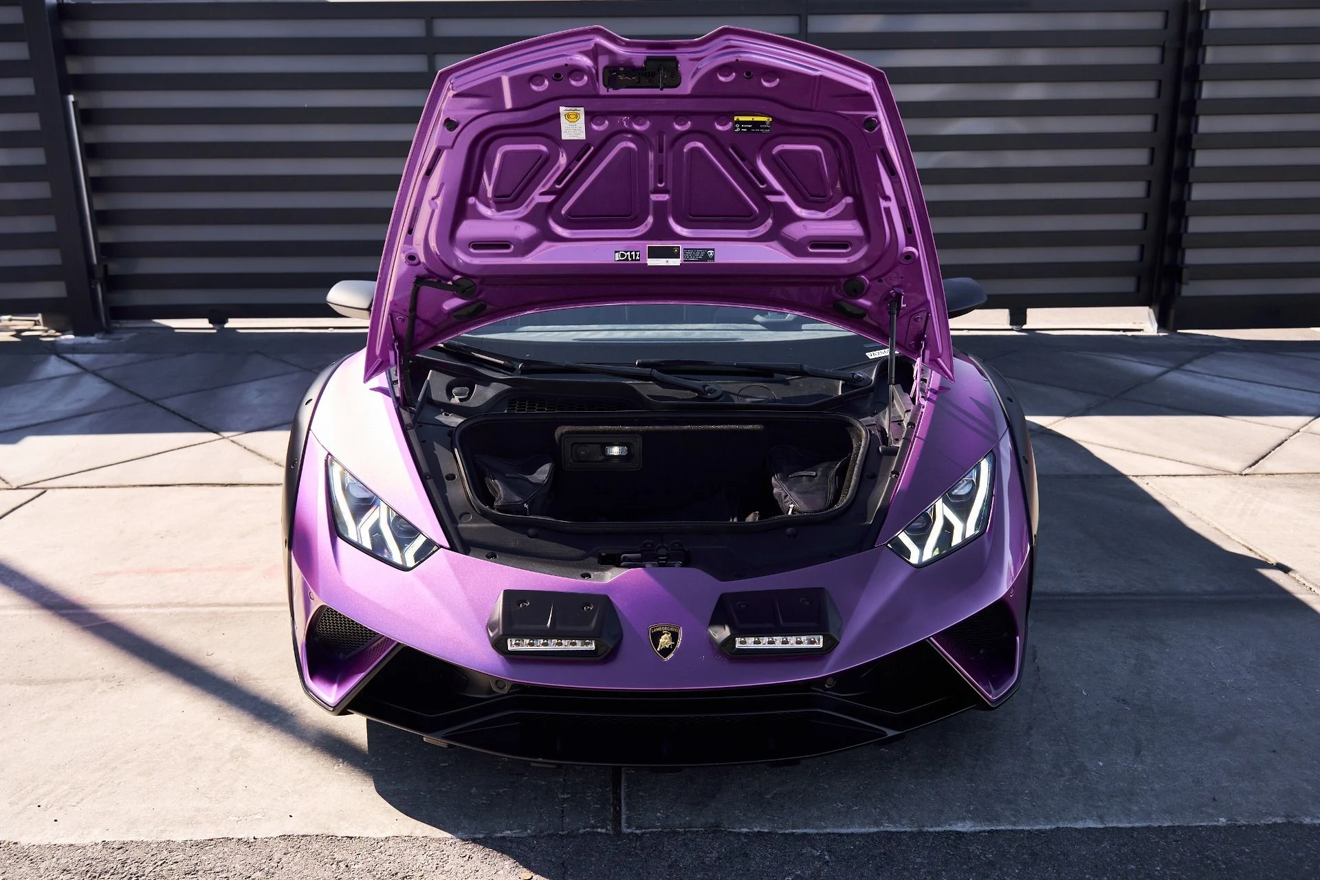 mph007_1844829190_Used_2024_Lamborghini_Huracan_Sterrato_Base_1760828419_d920bd2124