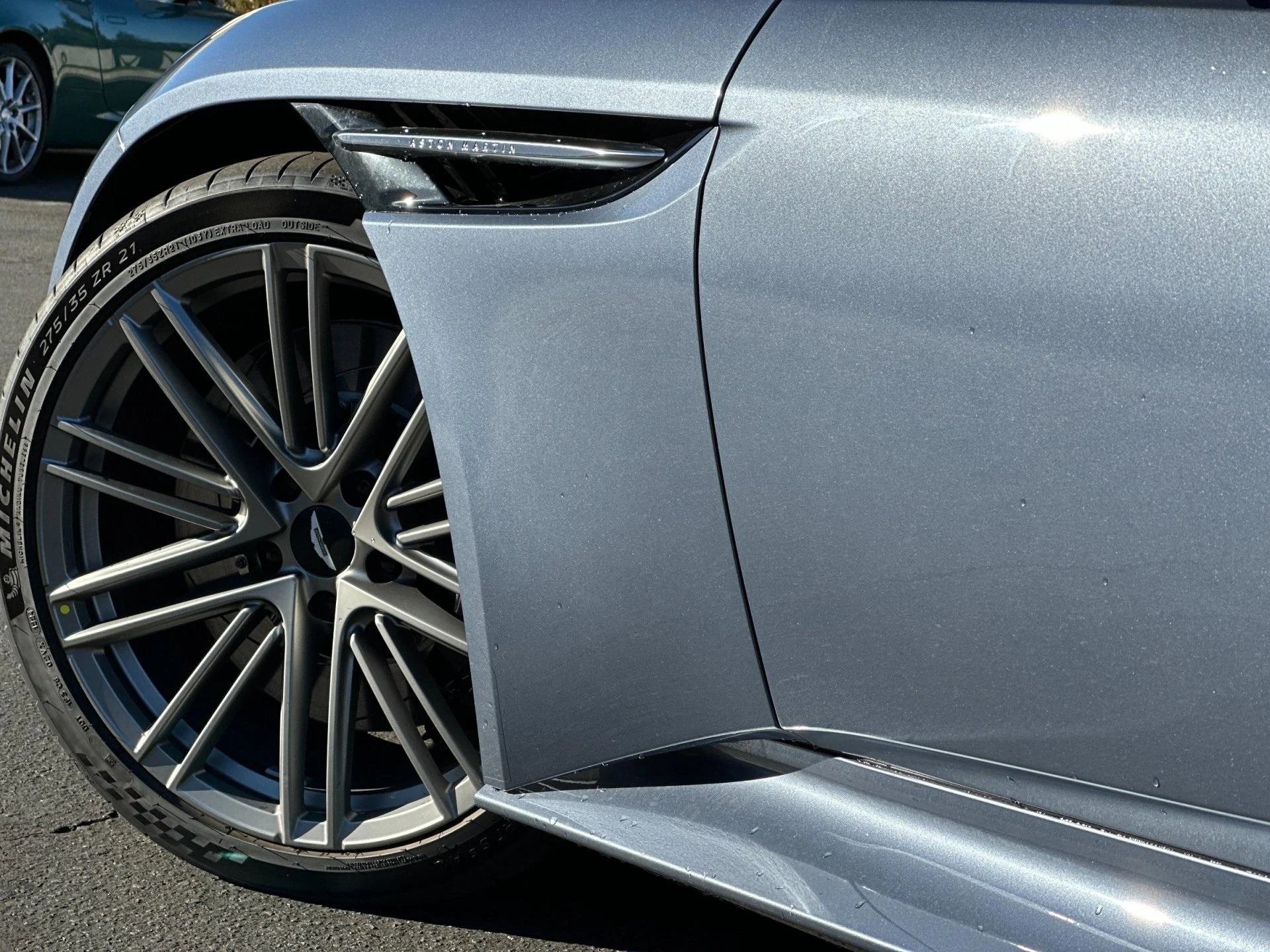 mph007_1850918684_New_2025_Aston_Martin_DB_12_1754728055_42398089b1