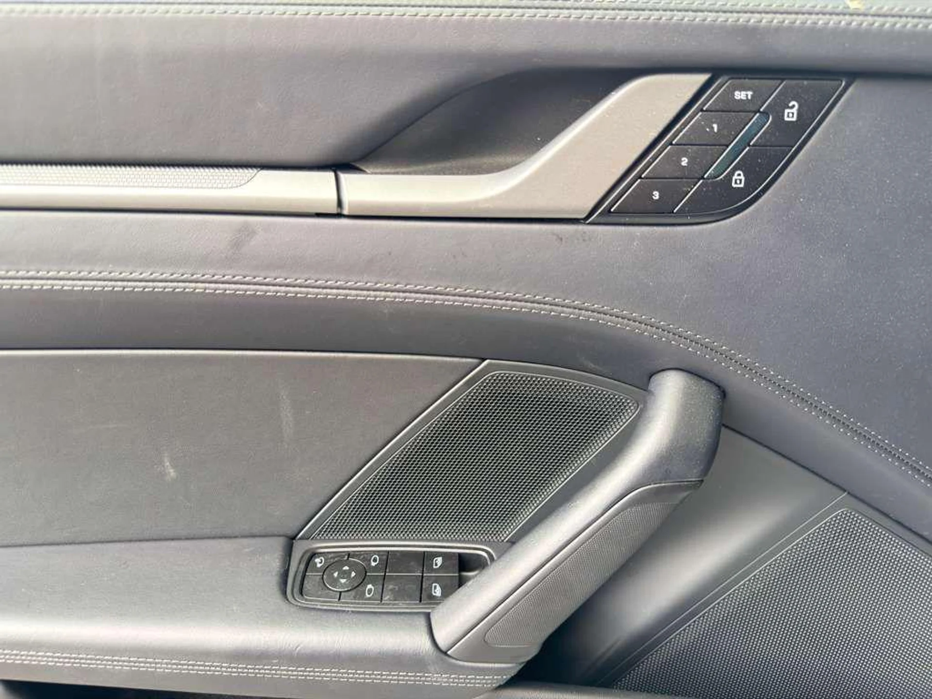 mph007_1854487011_cfwi_Q9_W_Twabxrc_EW_Jo_ei_Ei_YC_1c_6988a60bba