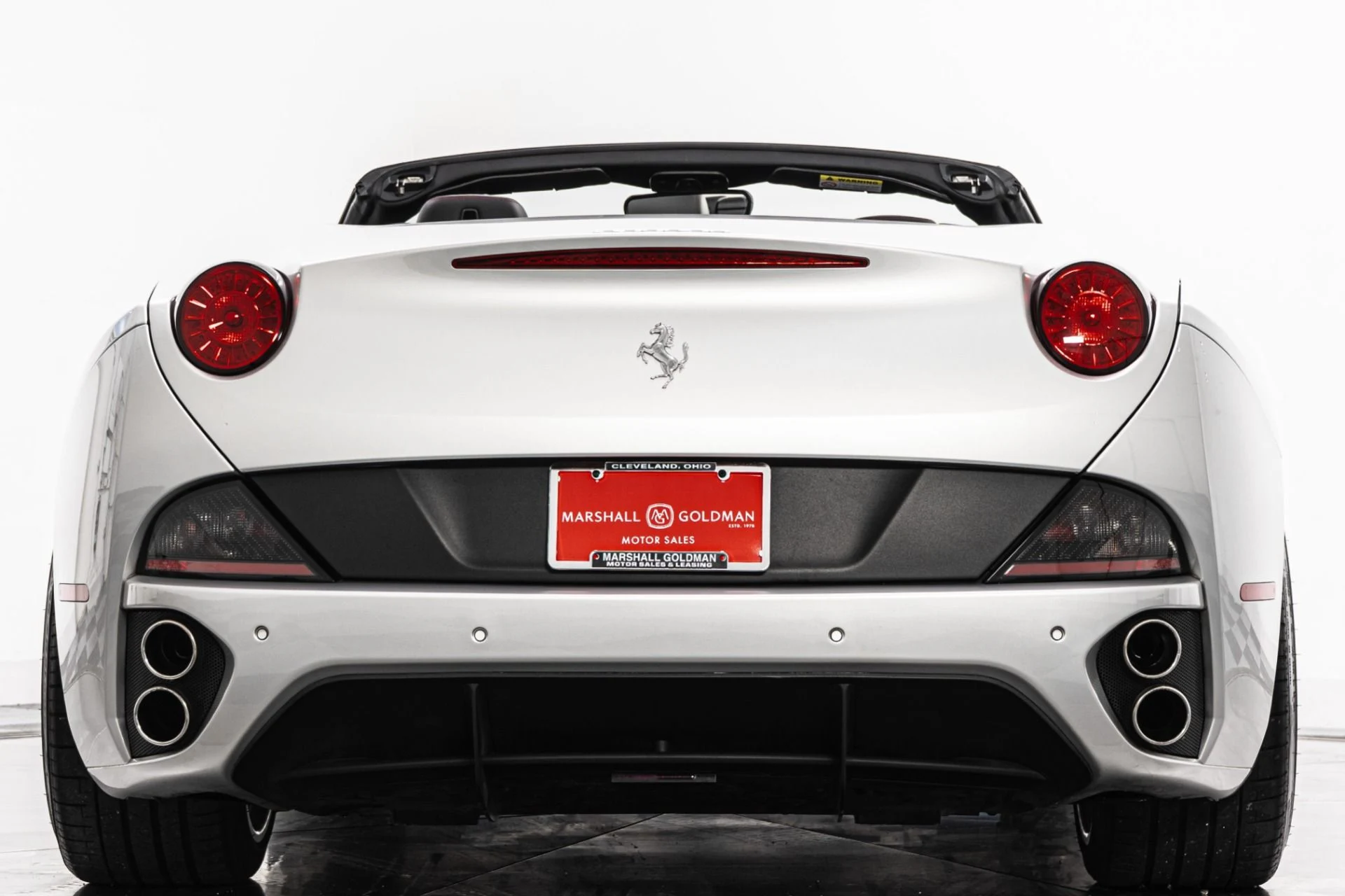 mph007_1866017408_Used_2013_Ferrari_California_1756329432_7d0034ec3c
