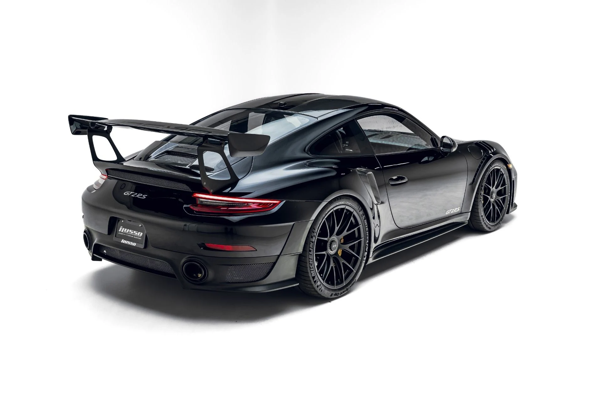 mph007_1871691093_Used_2018_Porsche_911_GT_2_RS_1783012707_f543aef3ec