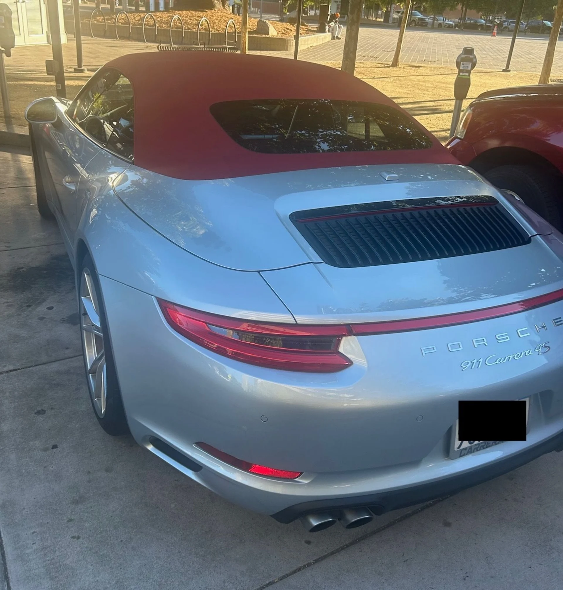 mph007_1876440179_Used_2017_Porsche_911_Carrera_4s_Carrera_4_S_1757365358_0502bc6cae