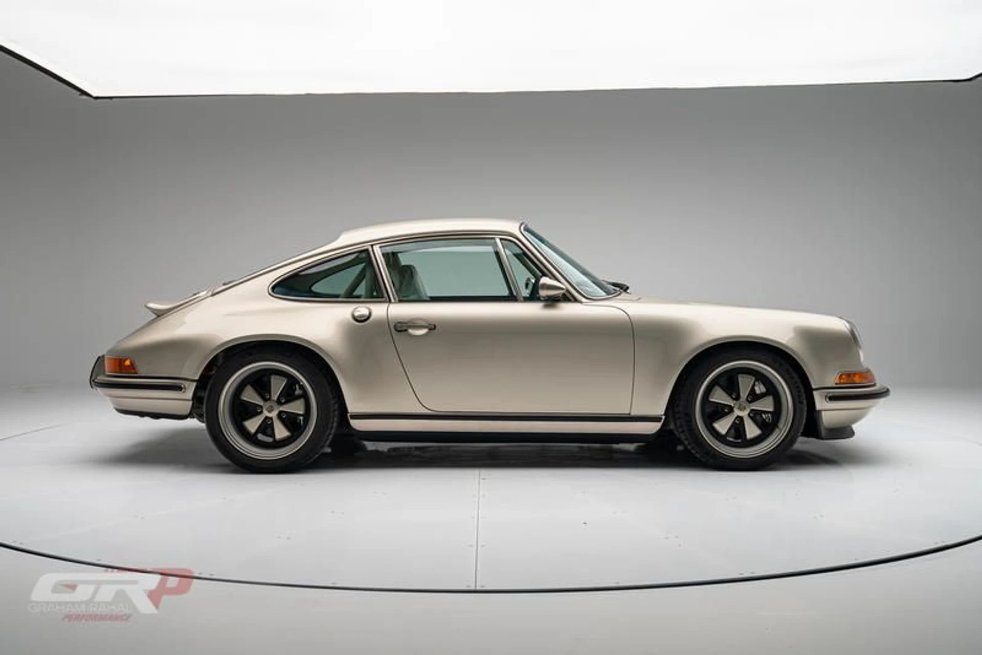 mph007_1878824808_2_E2_F7_D08_82_EB_47_B0_BC_3_C_21762945_EE_37_f9c1dd06e0