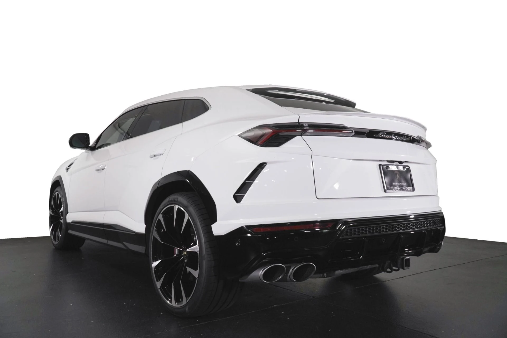 mph007_1881332298_Used_2022_Lamborghini_Urus_1785773690_c65e2c7d9d