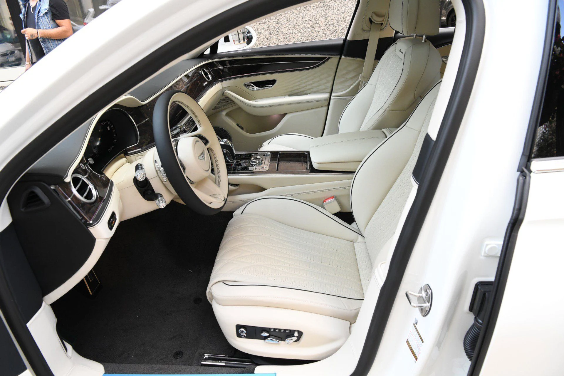 mph007_1883041434_2a28c17af23e0753d9b26e6f01368937x_0e828be51c