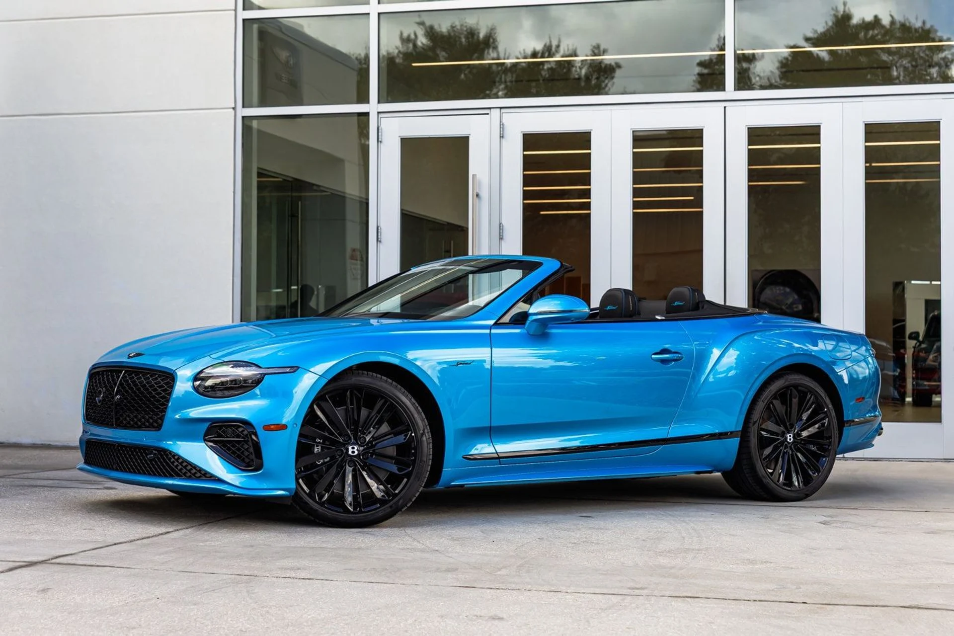 mph007_1883587338_fcfbcb22d4e4cd5fd0996f0961a2a306x_e1eabedffe