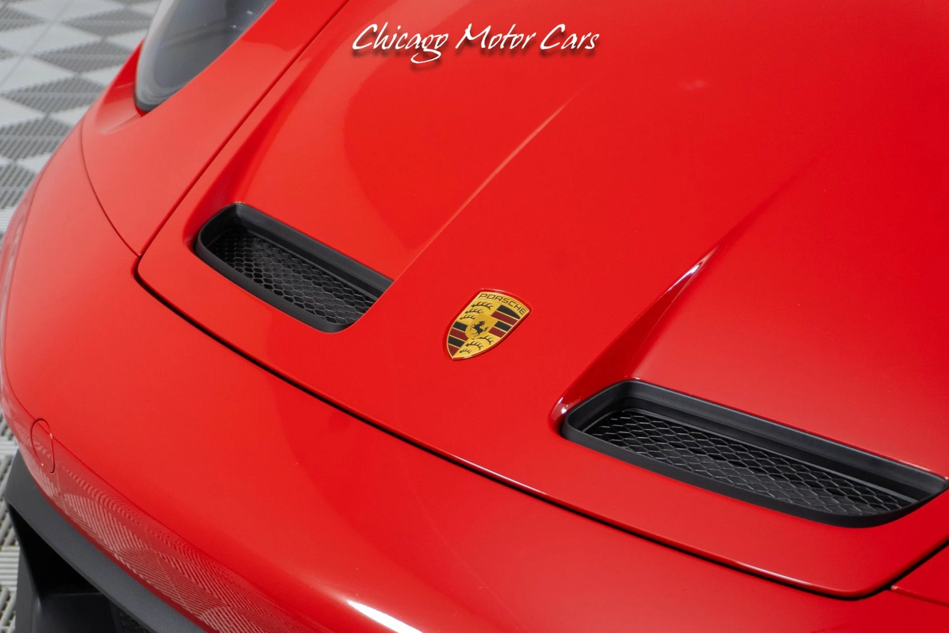 mph007_1886376103_12957_p8_l_a948ecb948