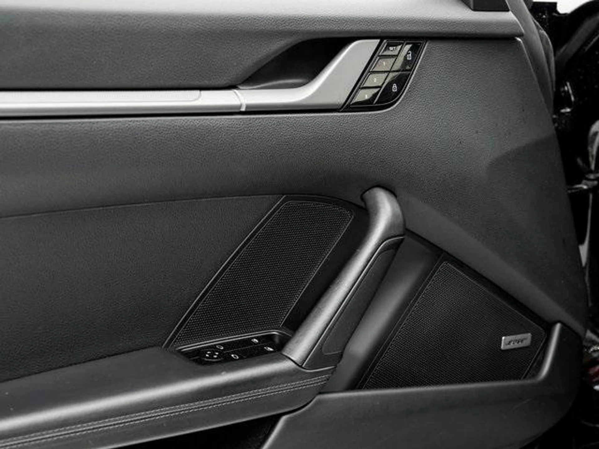 mph007_1899886023_U_Lds_Zal_T35_BGL_Glu2z3wg_K_Kspzc_150a64d3a4