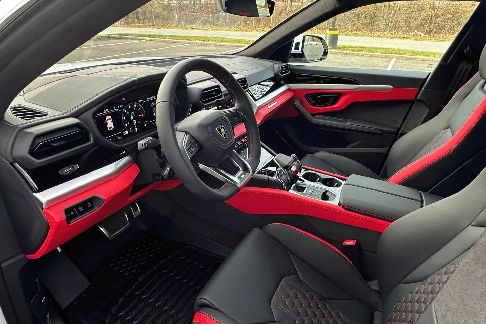 mph007_1904108387_New_2025_Lamborghini_Urus_SE_1765534314_b0085682ce