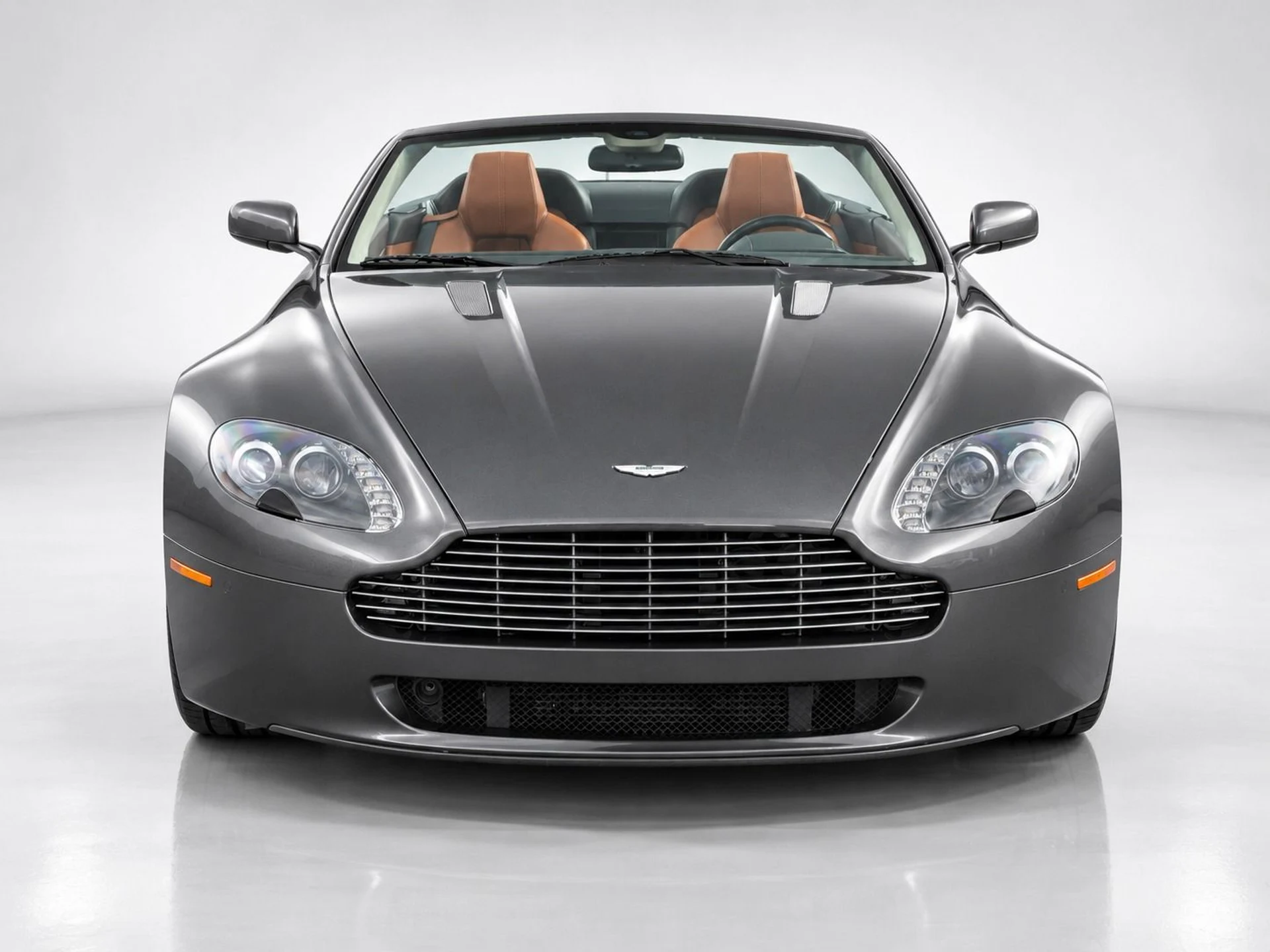 mph007_1924520670_Used_2007_Aston_Martin_V8_Vantage_Roadster_Only_27_K_Miles_Just_Serviced_Gorgeous_Color_Combo_1790716479_73cd13378f