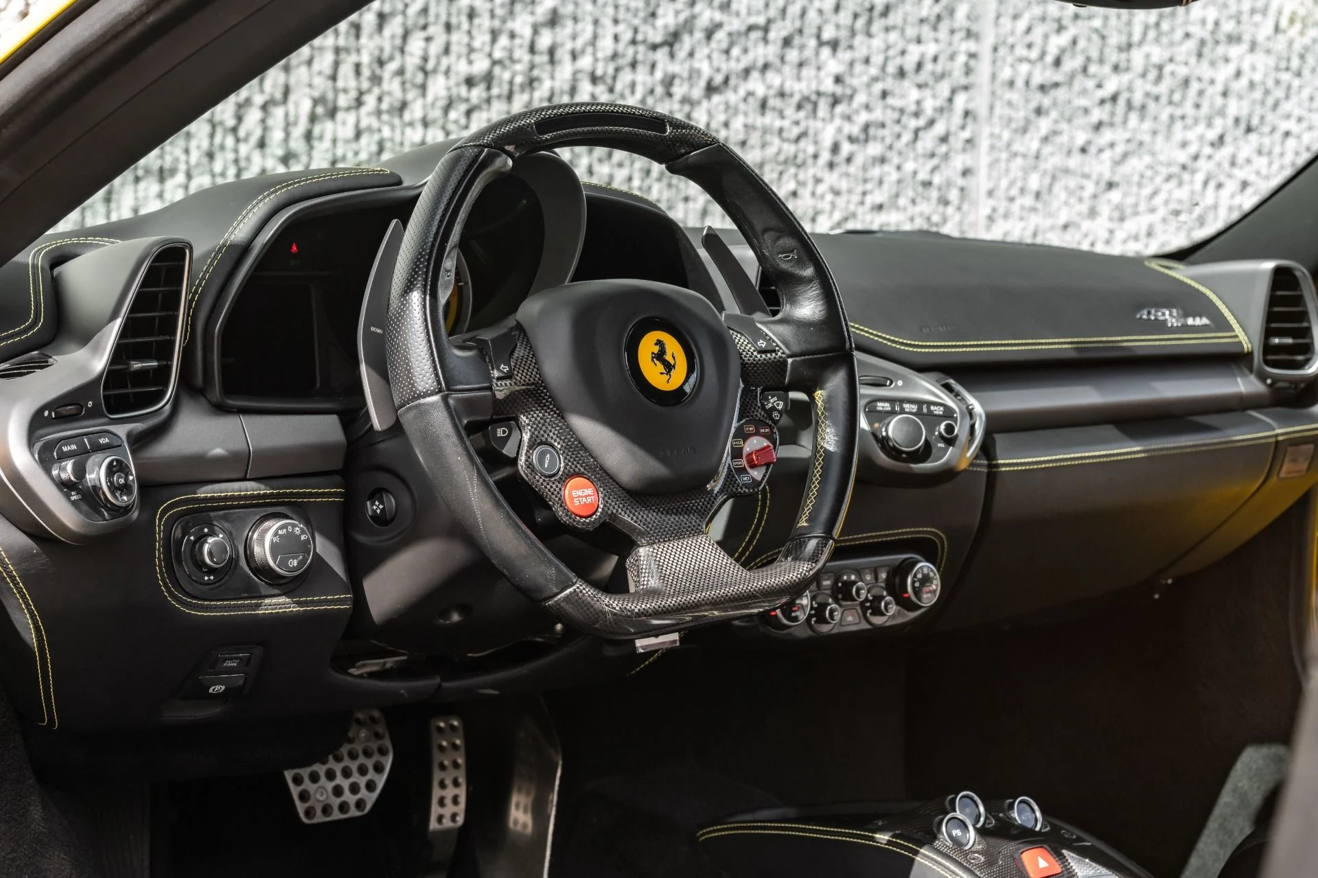 mph007_1926842175_Used_2013_Ferrari_458_Italia_Collector_Grade_in_Giallo_Modena_Carbon_1707420389_62c1cf6403