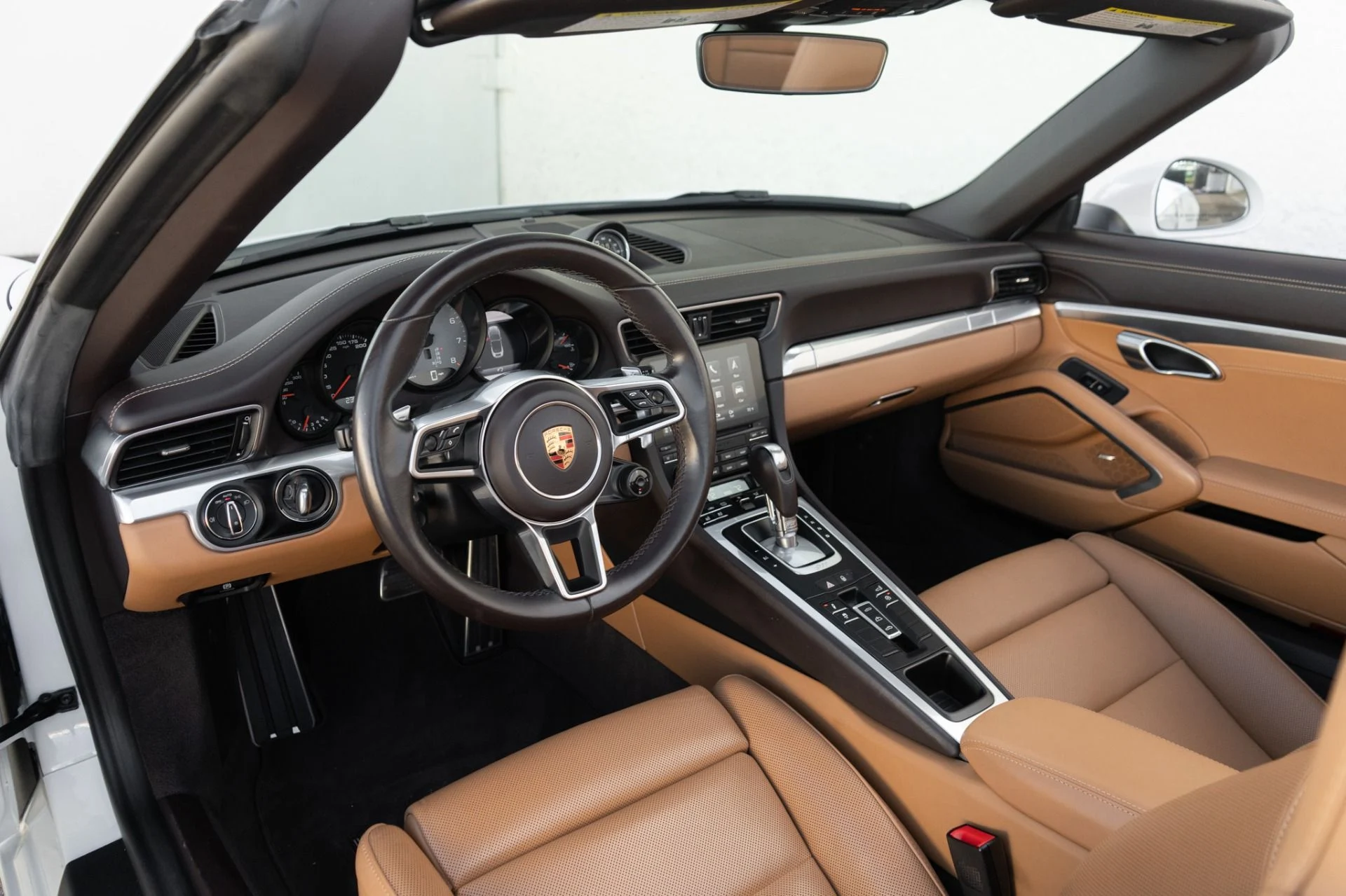 mph007_1930053780_Used_2018_Porsche_911_Carrera_4_S_1775580222_5c13f8c4a3