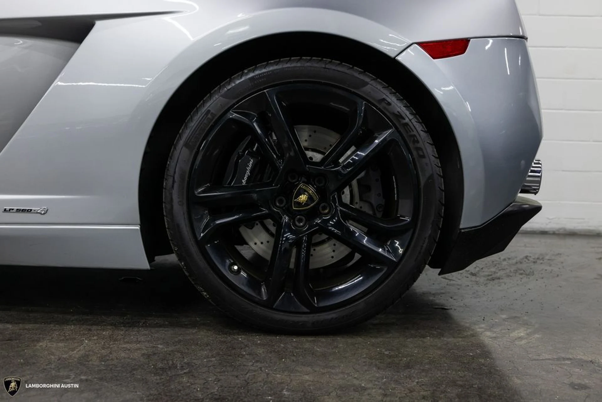 mph007_1930693676_05752945b7d0fa3bce9467e2cbb09778x_de2348e1ea