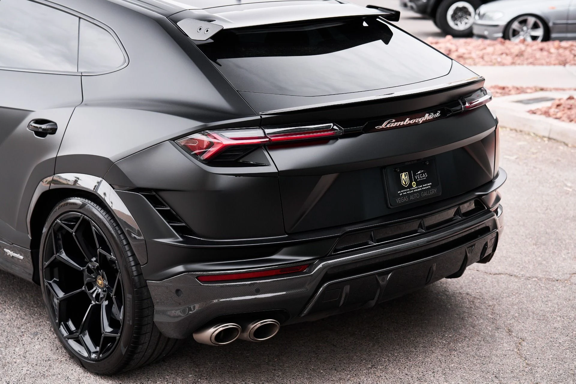 mph007_1931957849_Used_2023_Lamborghini_Urus_Performante_1756943477_3db7f48c48