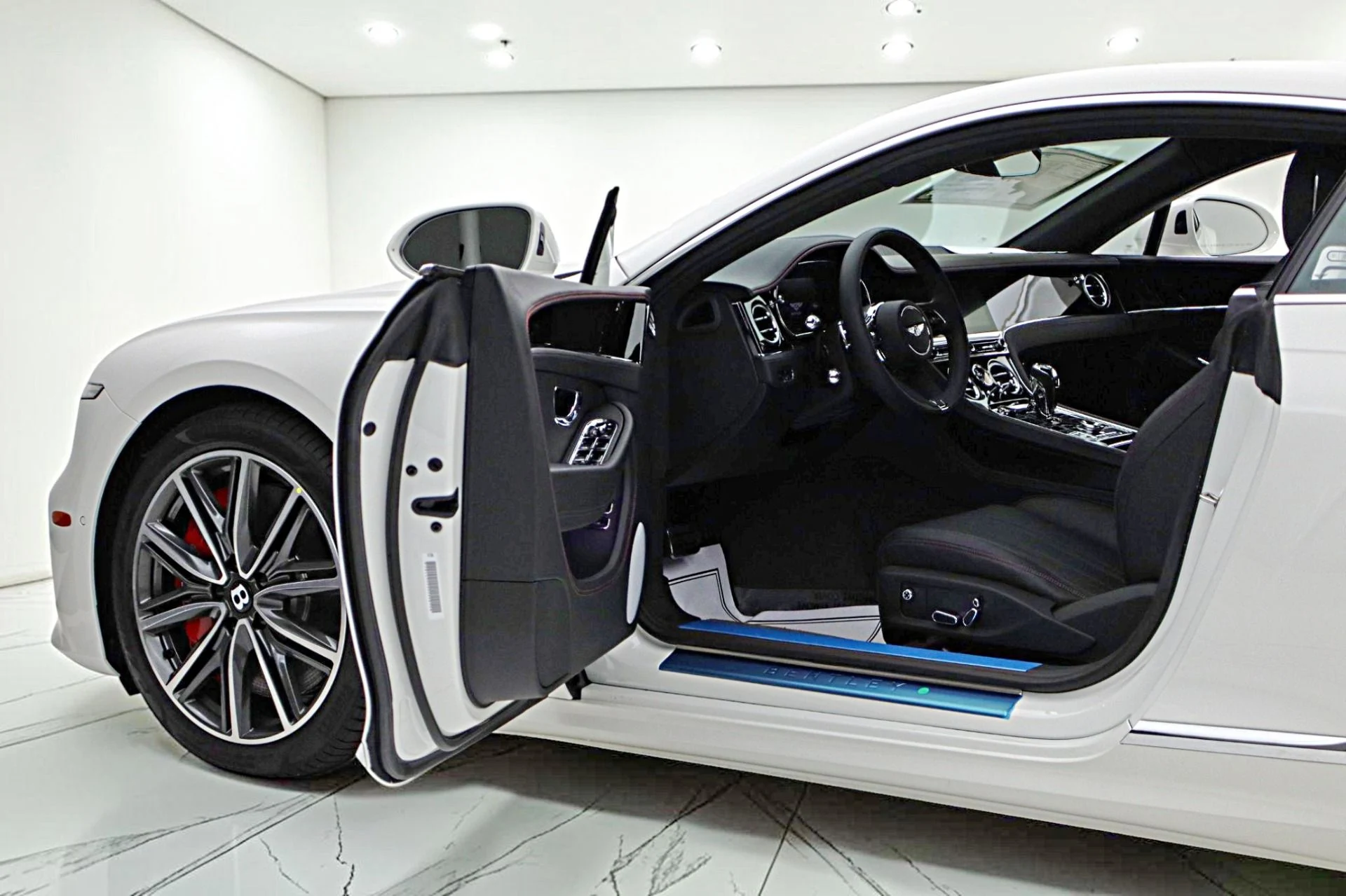 mph007_1938697335_New_2026_Bentley_Continental_GT_2713e4527c
