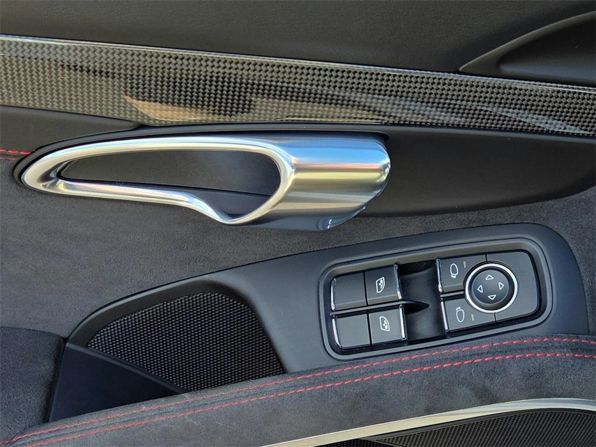 mph007_1939147232_6_Ng8n_Zqzh842d3plc2f_UT_9c_WMHU_ac45ce5f41