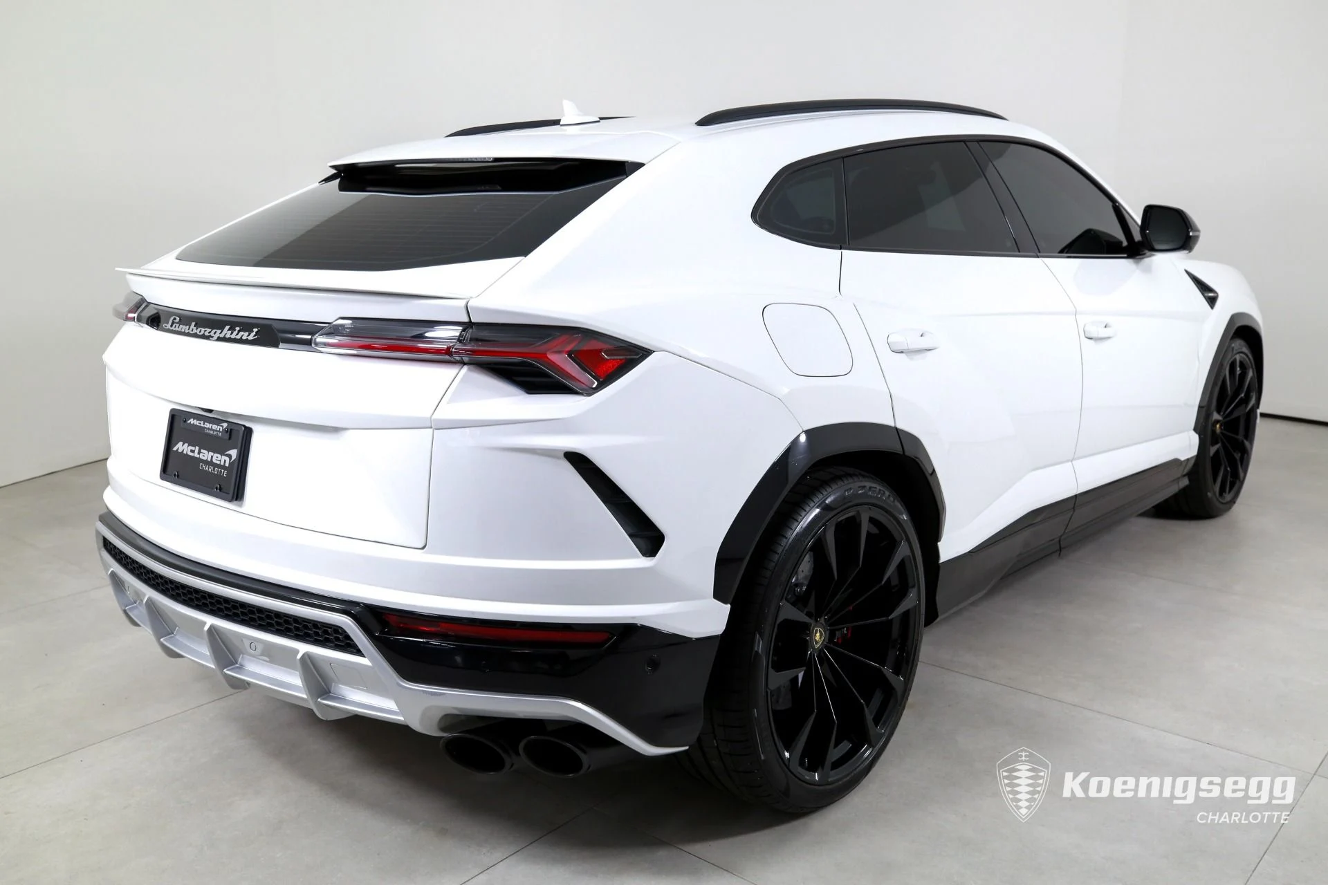 mph007_1940408398_Used_2019_Lamborghini_Urus_1760976119_1e8153125e