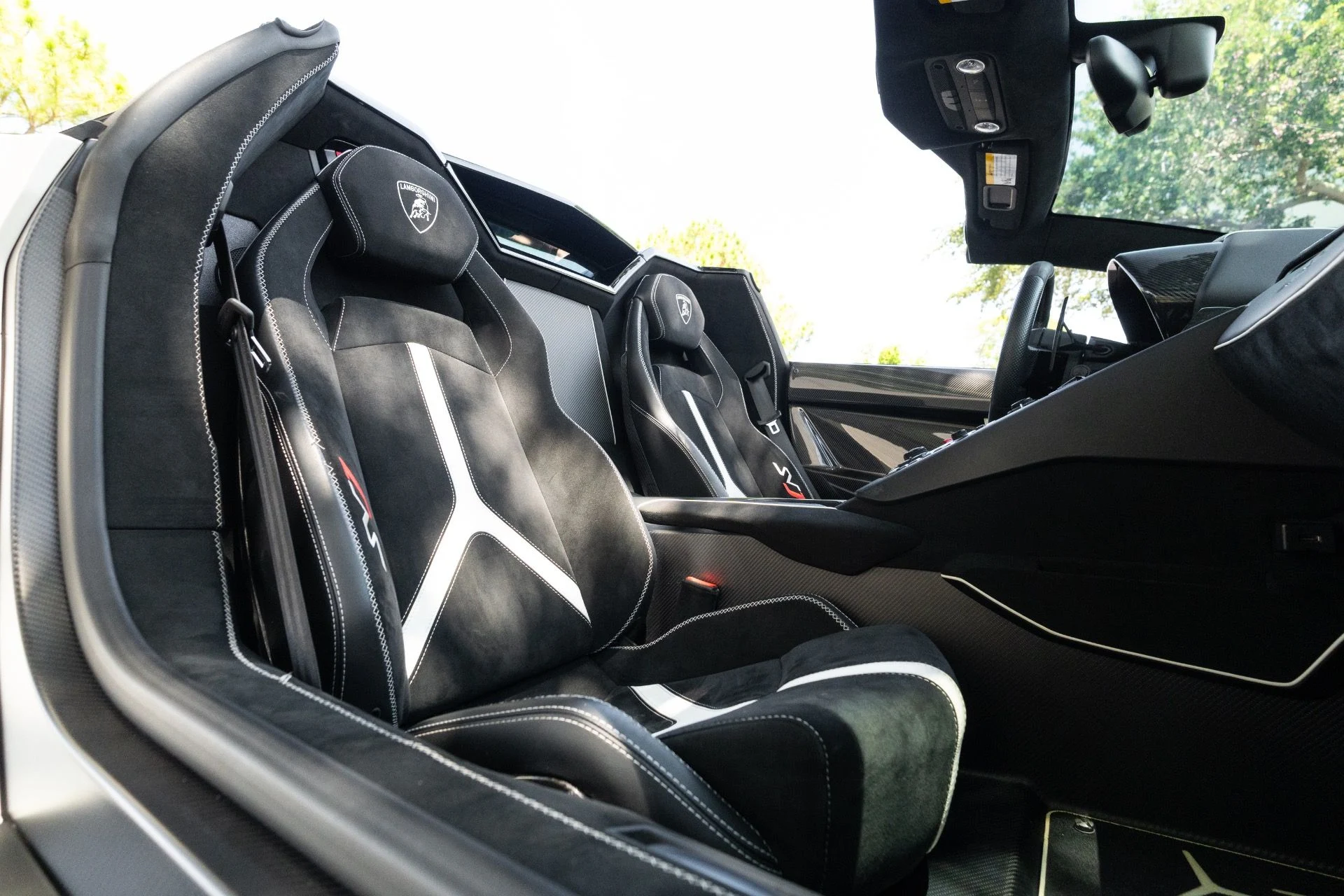 mph007_1951664725_Used_2020_Lamborghini_Aventador_LP_770_4_SVJ_Roadster_1781235752_e17ba1d515