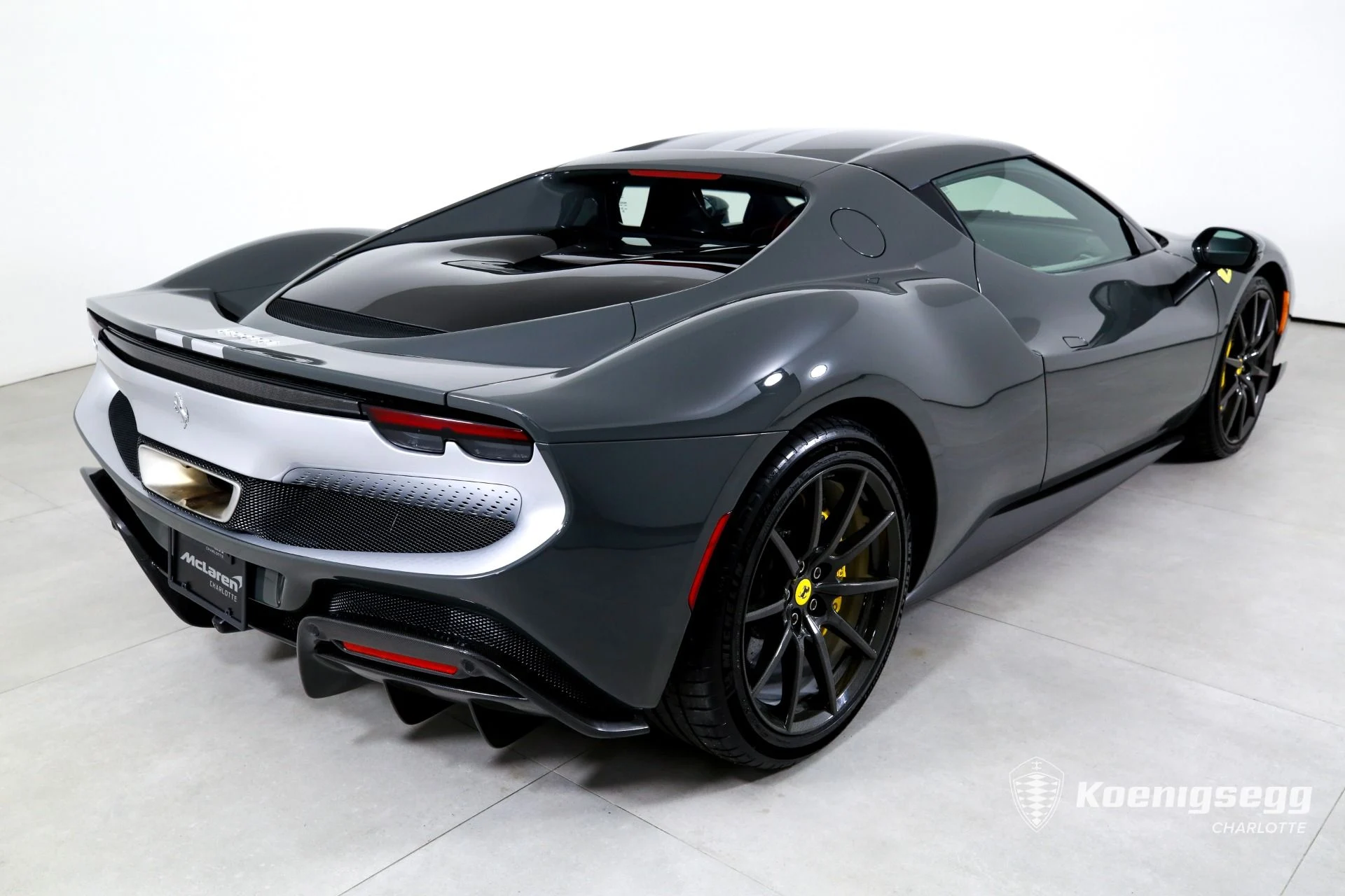 mph007_1951768373_Used_2022_Ferrari_296_GTB_1760975760_a60ea73436