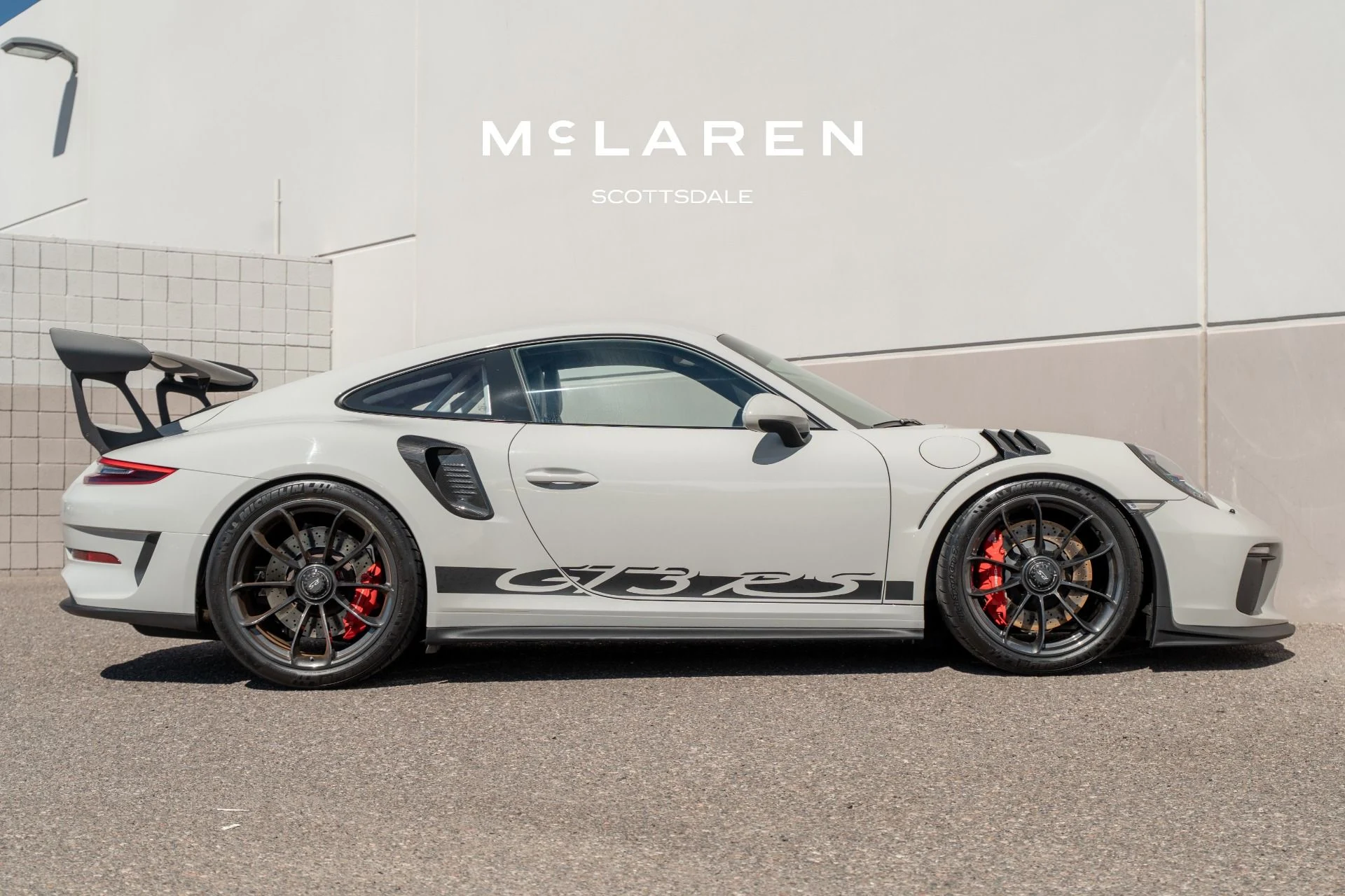 mph007_1955434815_Used_2019_PORSCHE_911_GT_3_RS_1790962667_833ef22406