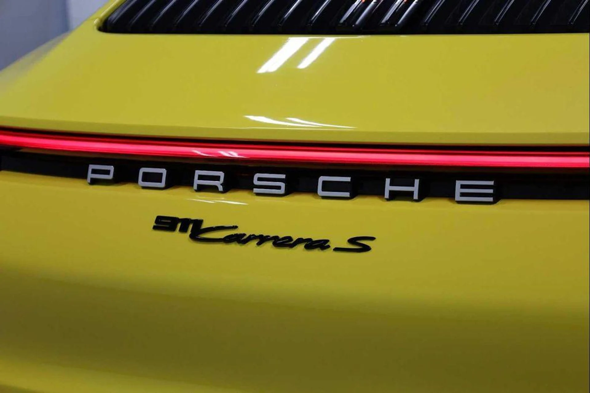 mph007_1957458865_f9xli_U_Dc8cvyqi_Uy_V6_F_cd6_Bg_Xc_c7045ea98c