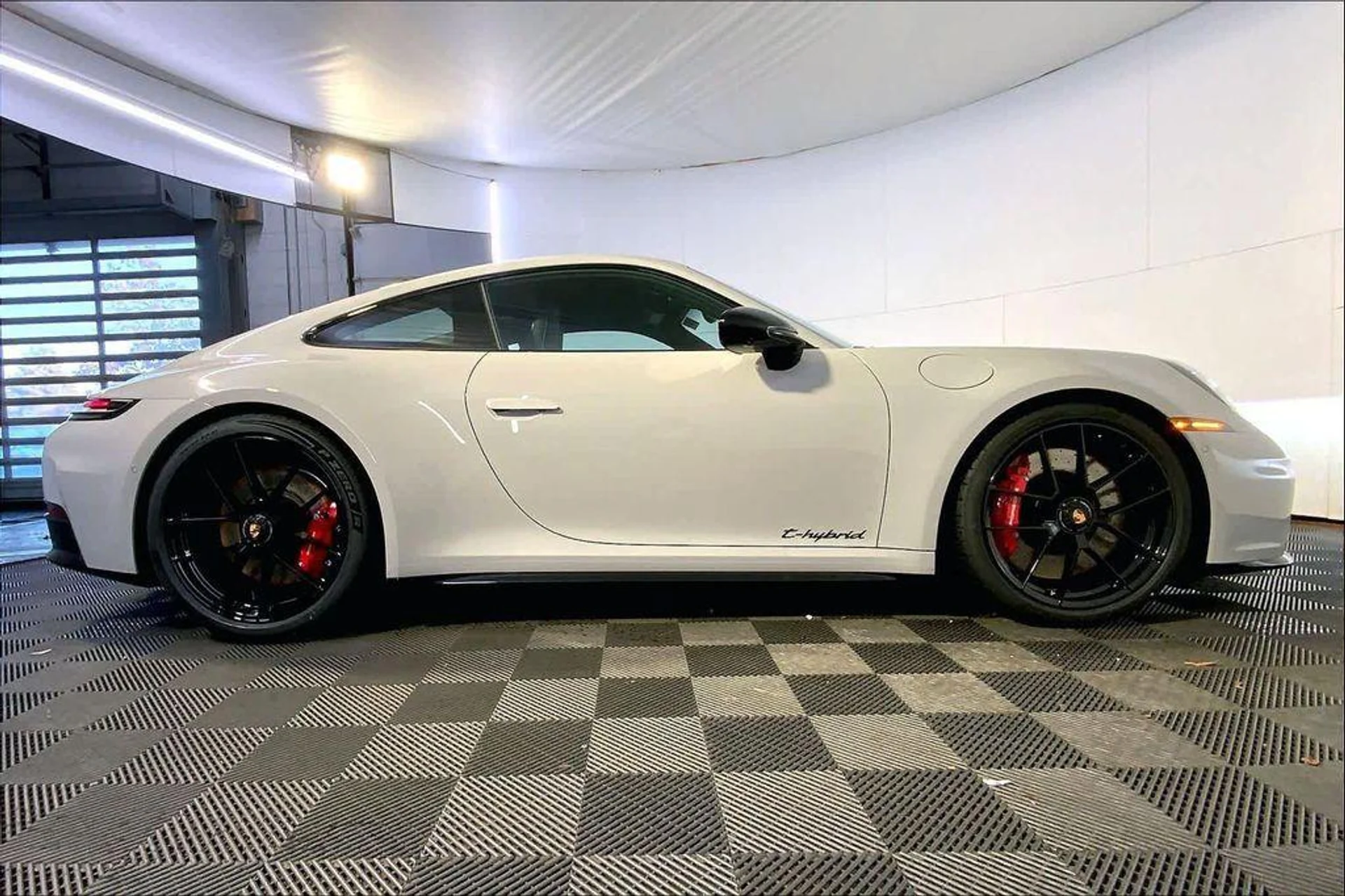 mph007_1958055847_L4w_YU_57b_F_Mc_Tyd0_P_Bk_T_Xbn_N_Sg_KA_8dc854923d