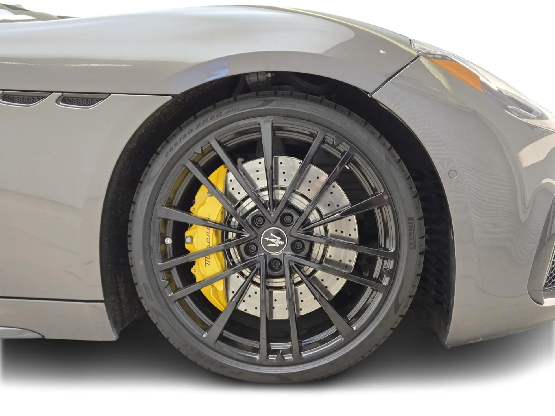 mph007_1960745651_Used_2024_Maserati_Gran_Turismo_Trofeo_1770446687_1d50c890a7