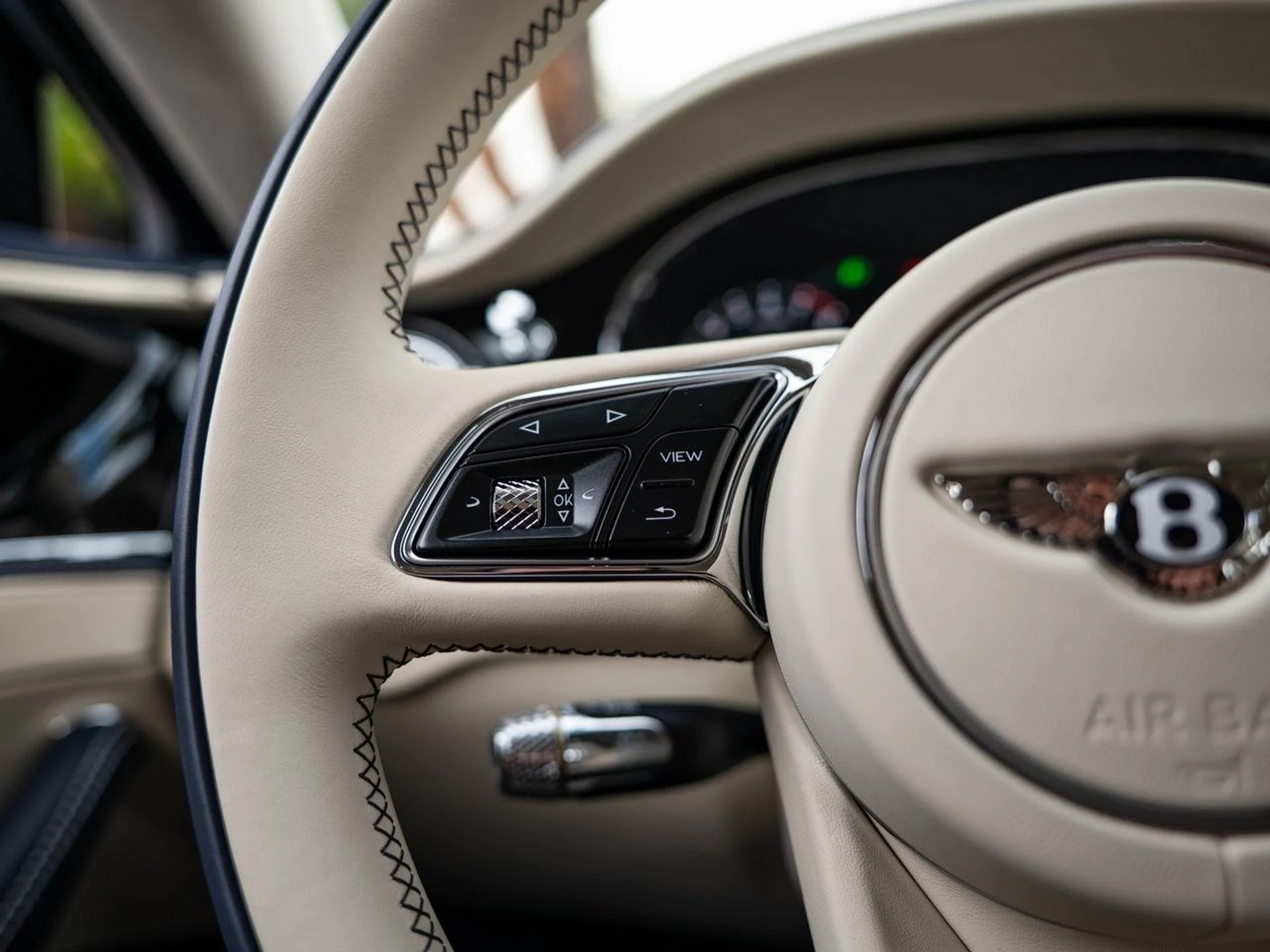 mph007_1960924389_fab86dc99bb4916e49c9045dca332063x_0daab6d1bc