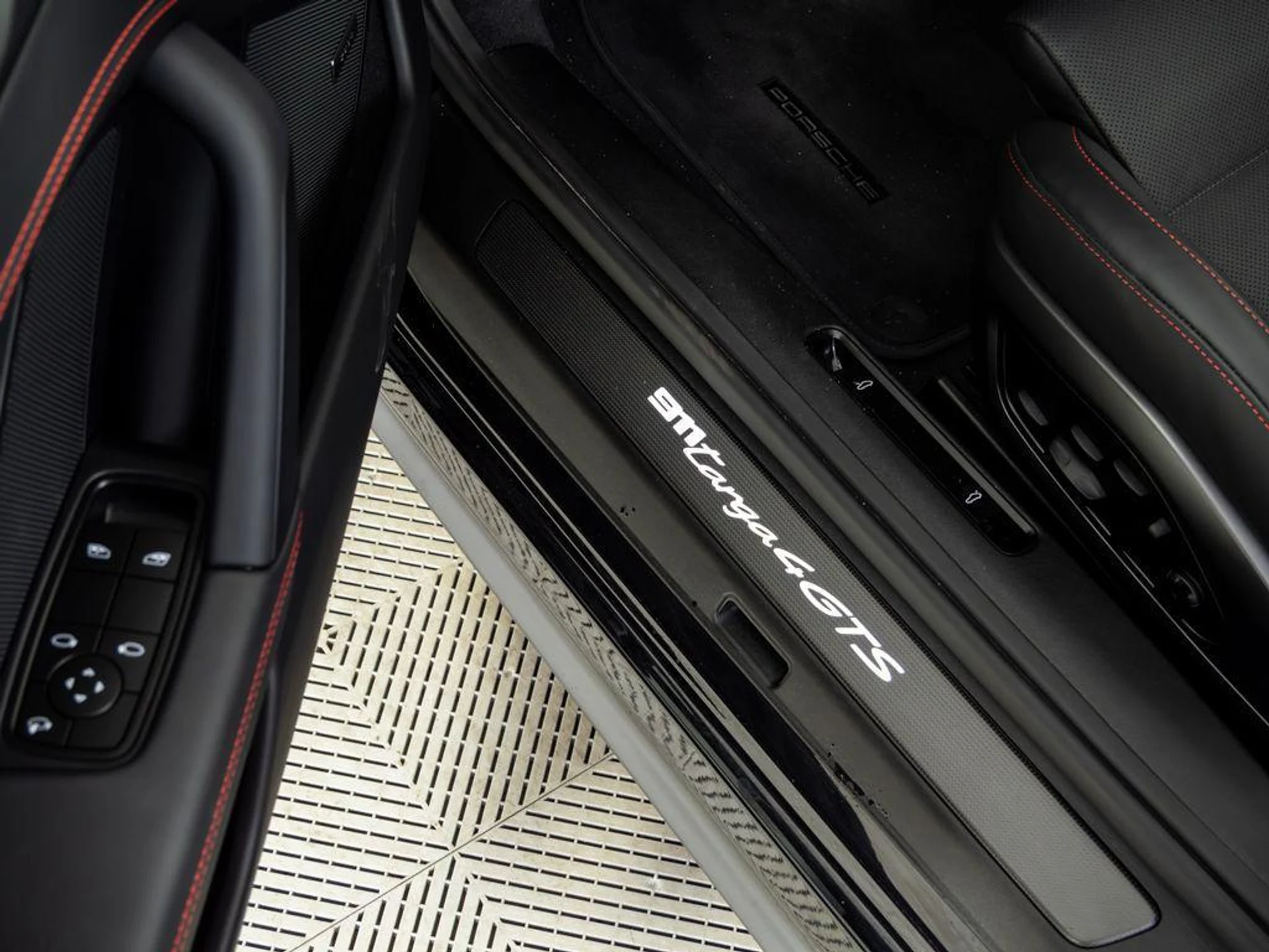 mph007_1962025440_Qt5_Lx2_CI_z1npw8v7e_SGQT_Wrp3k_2271279a26