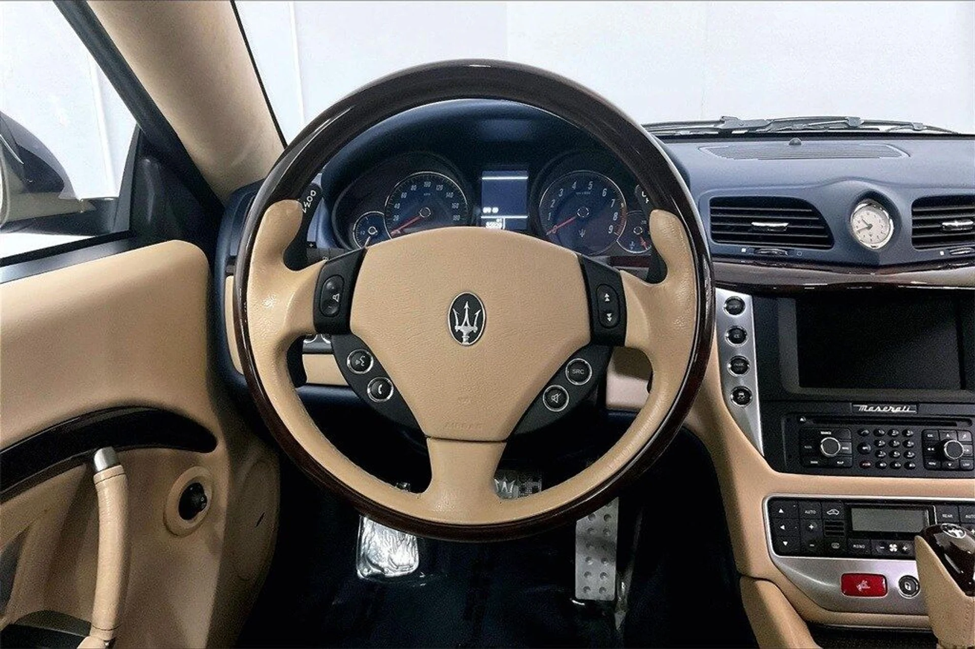 mph007_1976676284_02712741a74e863bb5dcb986fa4c0750x_dc9f391ea2