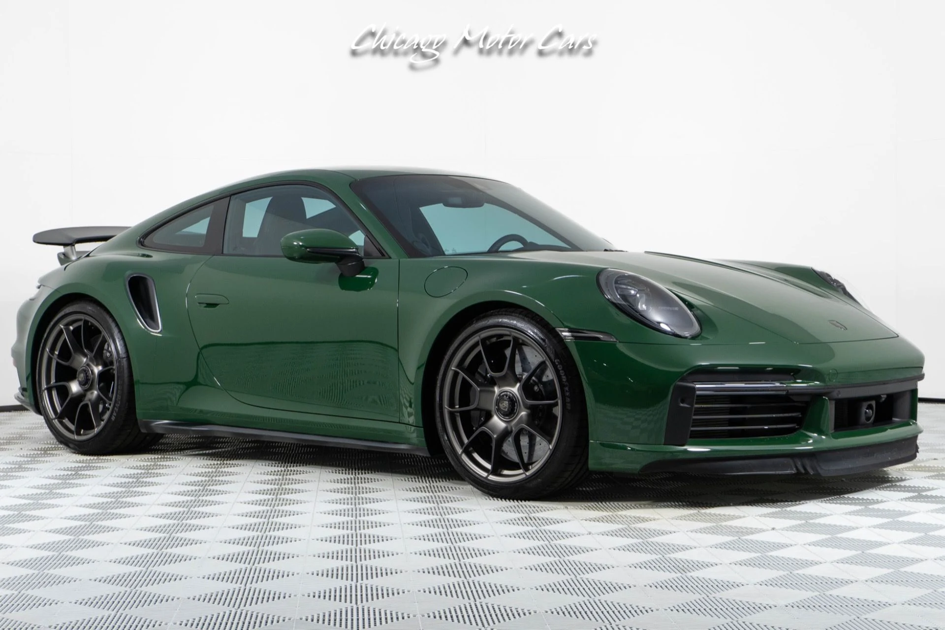 mph007_1978685528_13066_p8_l_0a0e697760