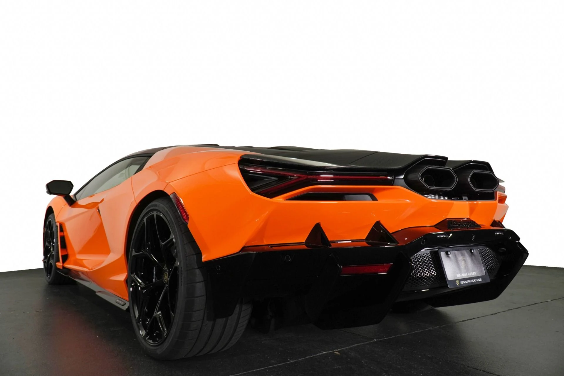 mph007_1981603657_New_2026_Lamborghini_Revuelto_1772732462_1a3538157a