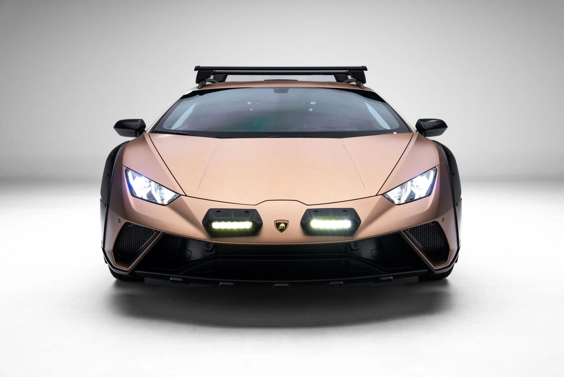 mph007_19835704_Used_2024_Lamborghini_Huracan_Sterrato_1774458866_95078b1f78