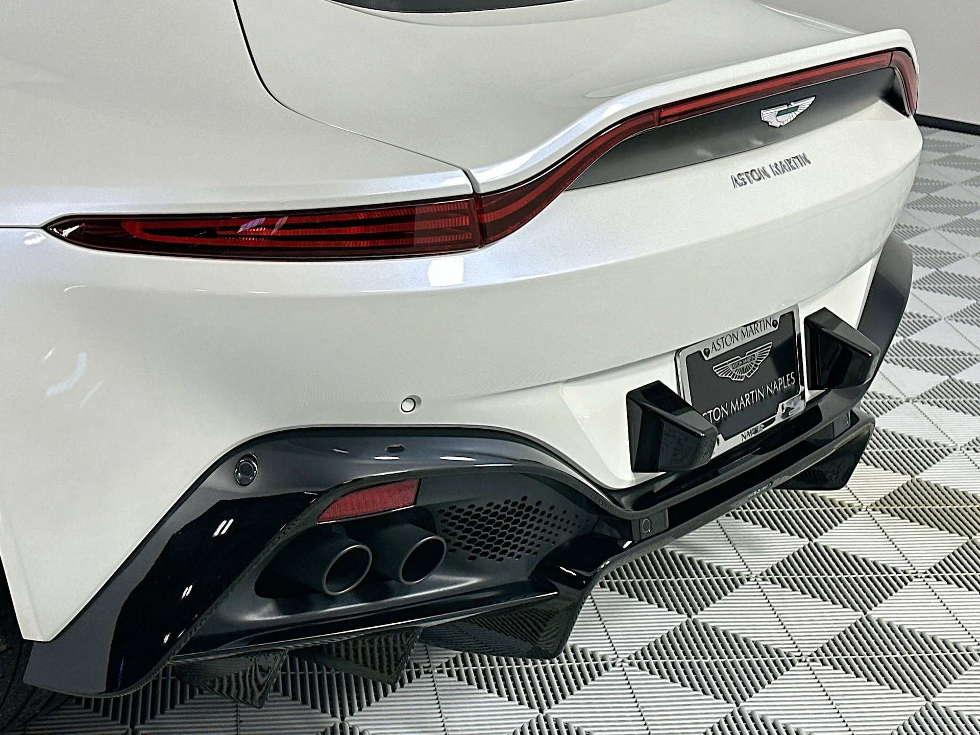 mph007_1983789952_8_2754df4c0a