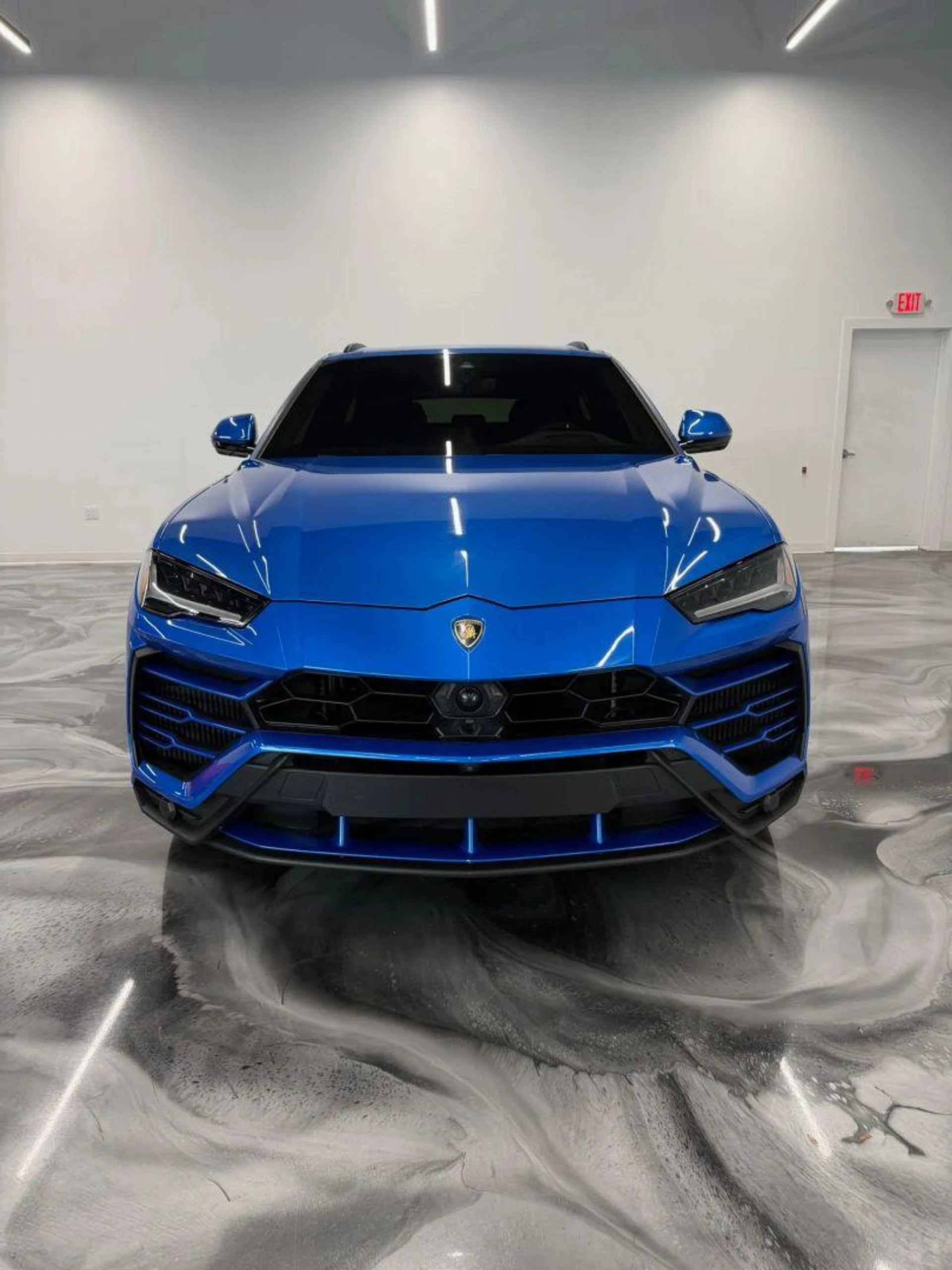 mph007_1997358637_Used_2019_Lamborghini_Urus_Sport_Utility_4_D_1784105678_6328e88e50