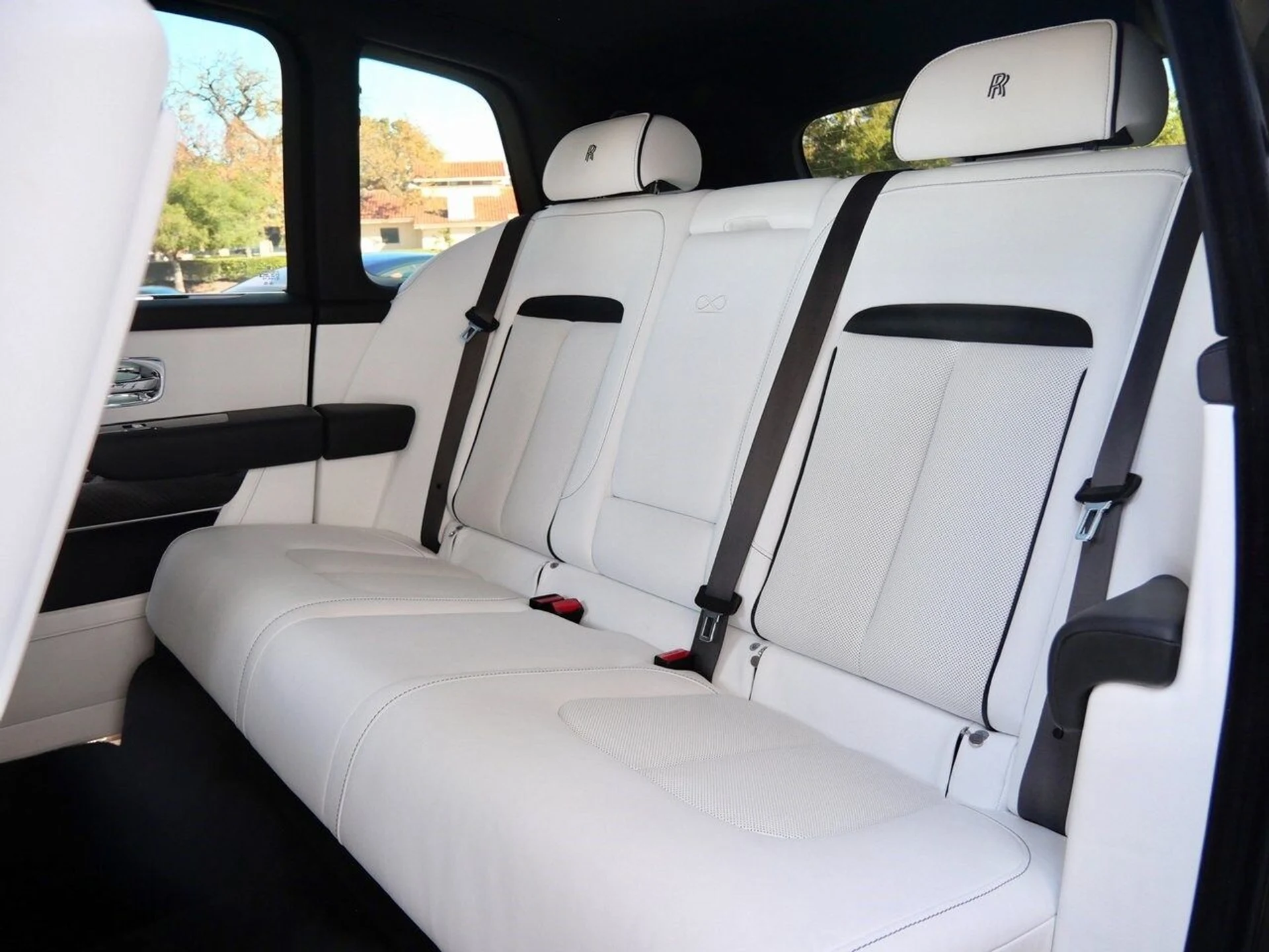 mph007_2004986570_ab5e7d84bc948c4eaab9e538c8407398x_b132af80ba