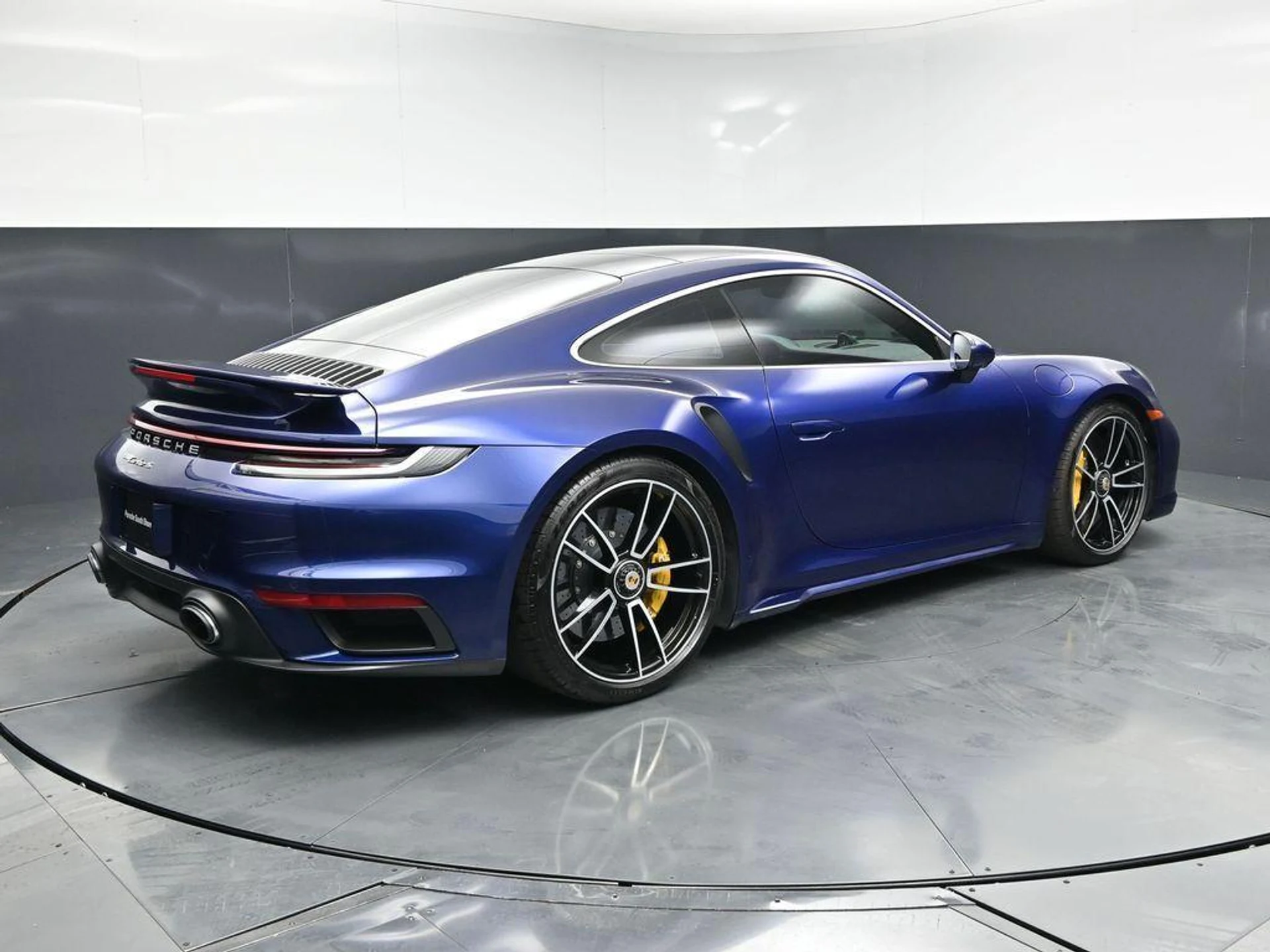 mph007_2005486047_J333v_Anra_J8zu_Q26_X3_N_Qw_H0_UGM_a29511cee5