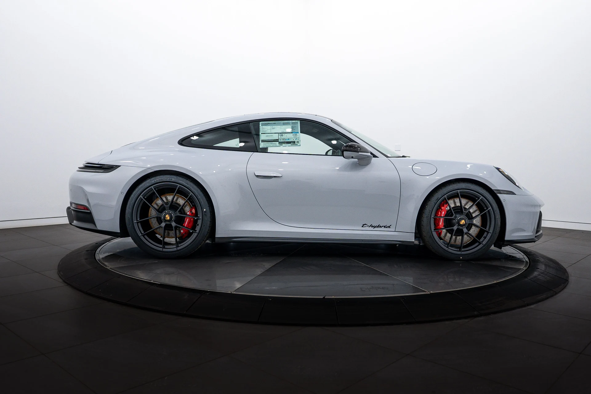 mph007_2005691925_385b30b522cc17417d4891c46927b2d2_8c541453a6