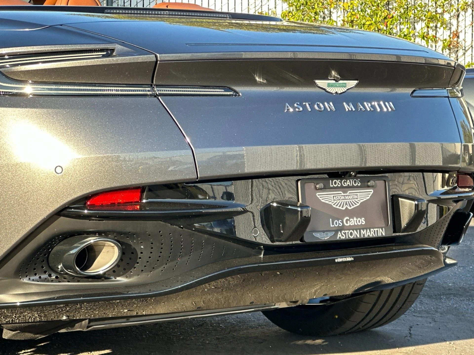 mph007_2010313459_New_2026_Aston_Martin_DB_12_Volante_1764169828_e378f49c91