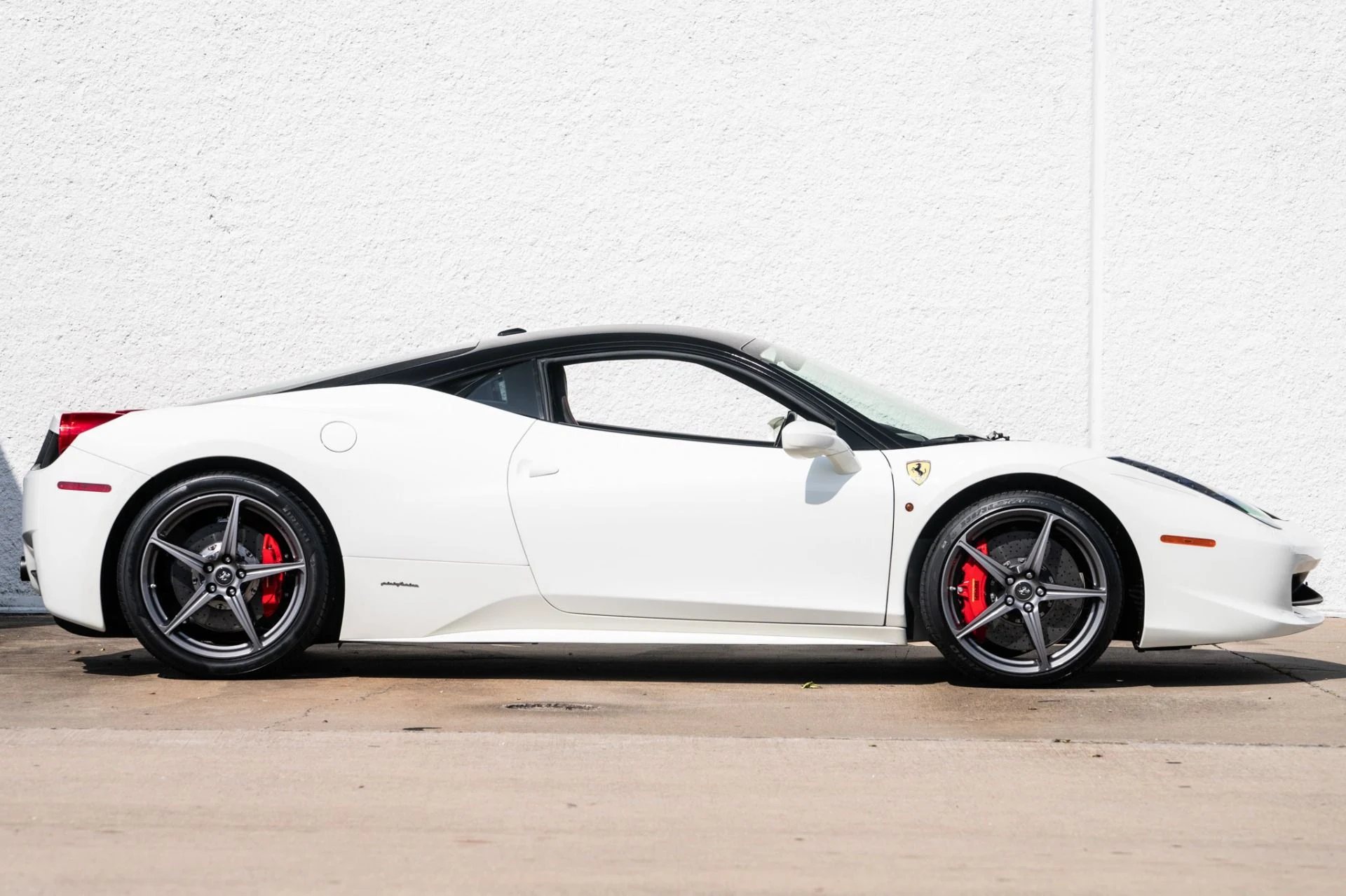 mph007_201701491_Used_2015_Ferrari_458_Italia_1757709608_c1d9e02e9f