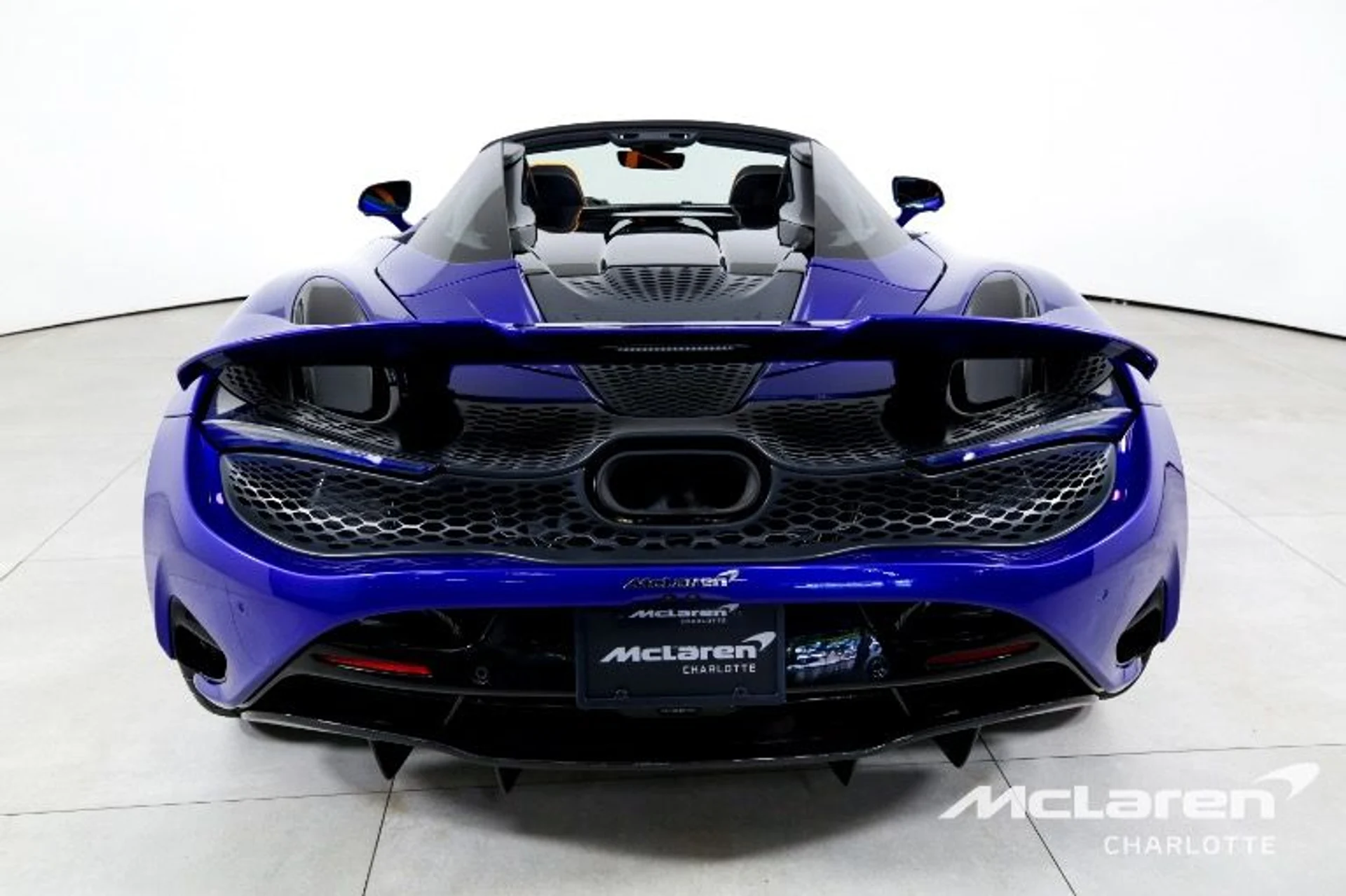 mph007_2017263477_Used_2024_Mc_Laren_750_S_Spider_e1983e3dba